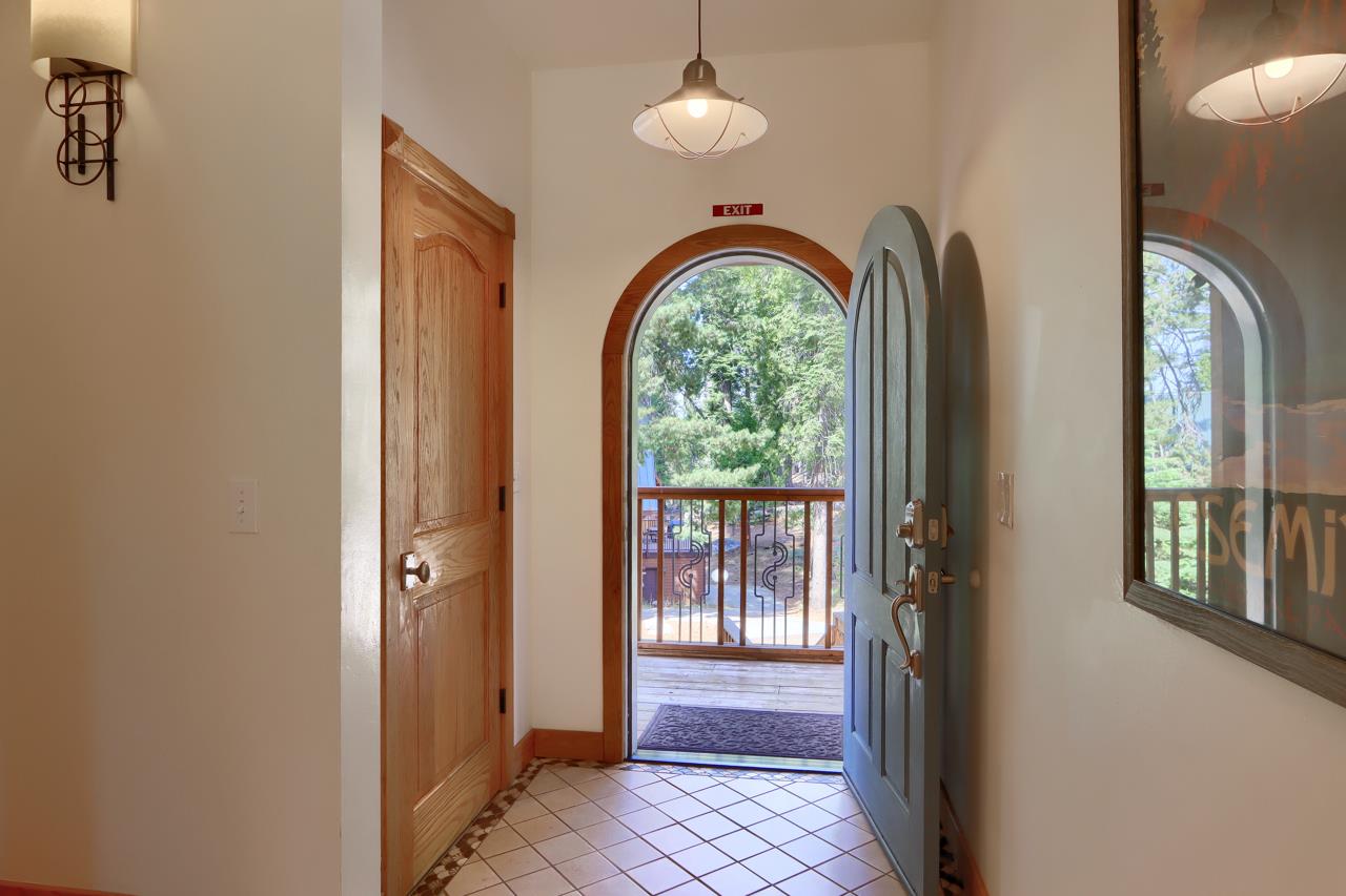 7594 Azalea, Yosemite West, CA 95389