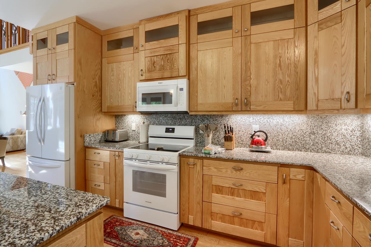 7594 Azalea, Yosemite West, CA 95389