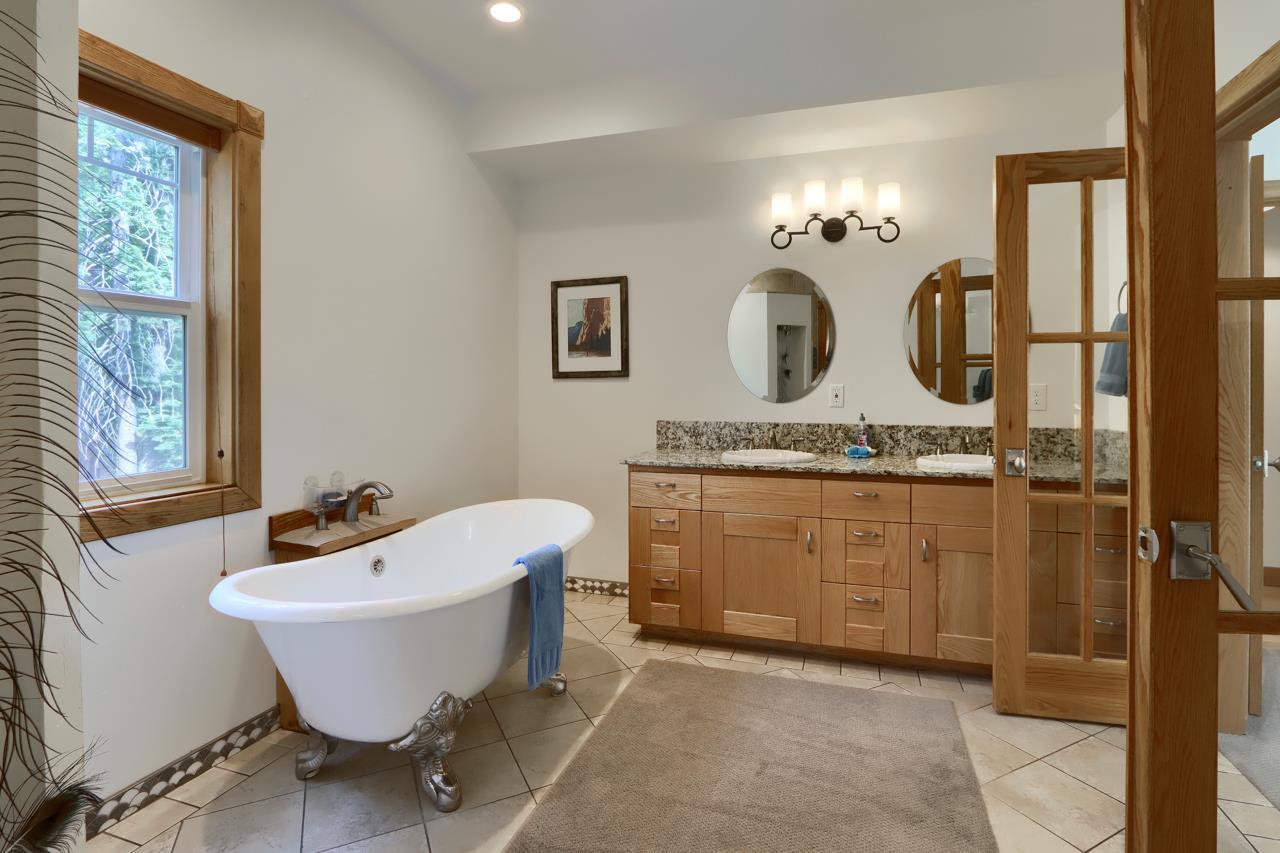 7594 Azalea, Yosemite West, CA 95389