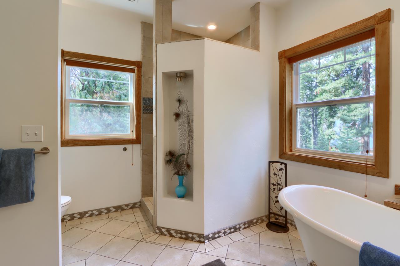 7594 Azalea, Yosemite West, CA 95389