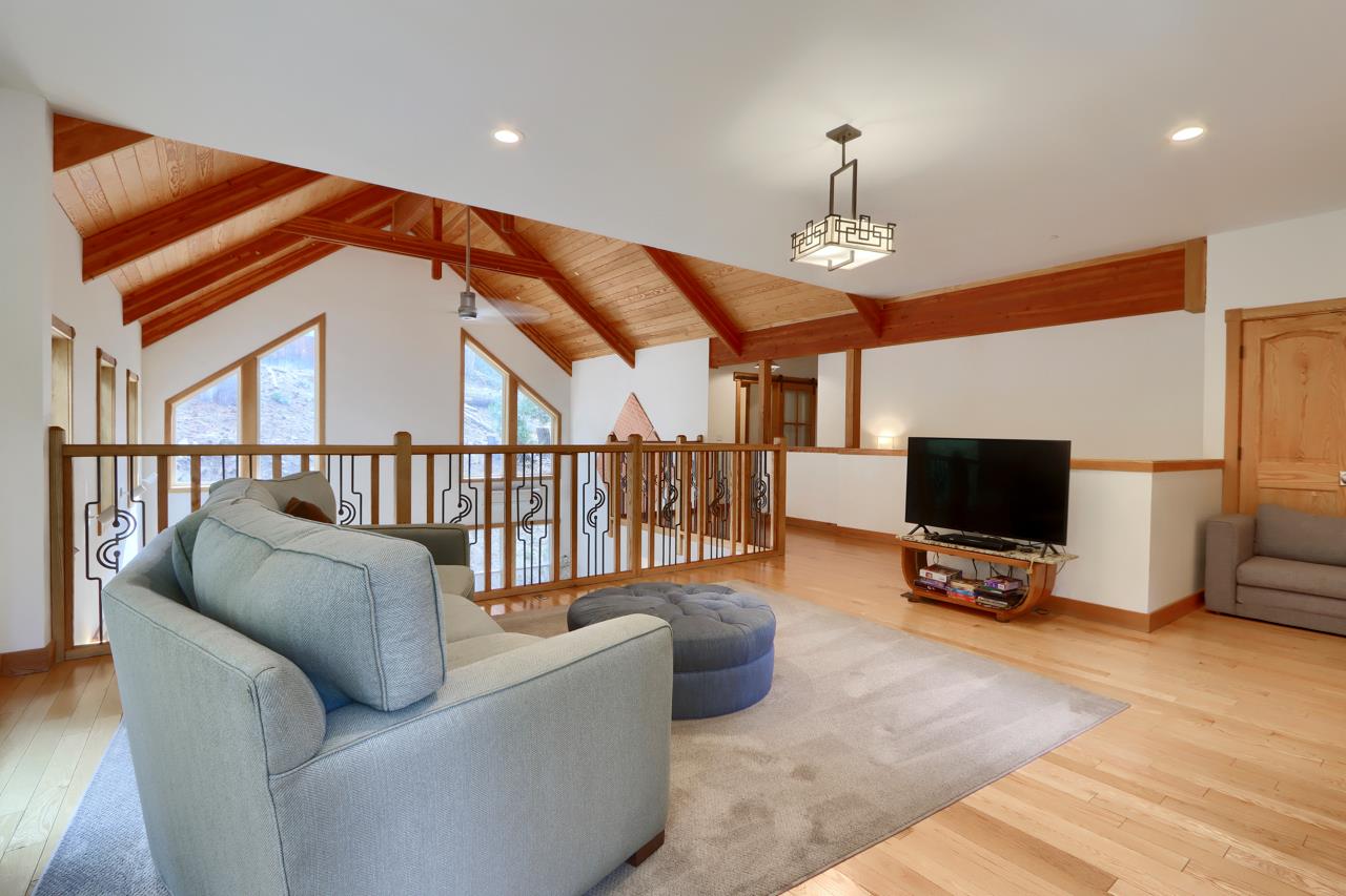 7594 Azalea, Yosemite West, CA 95389