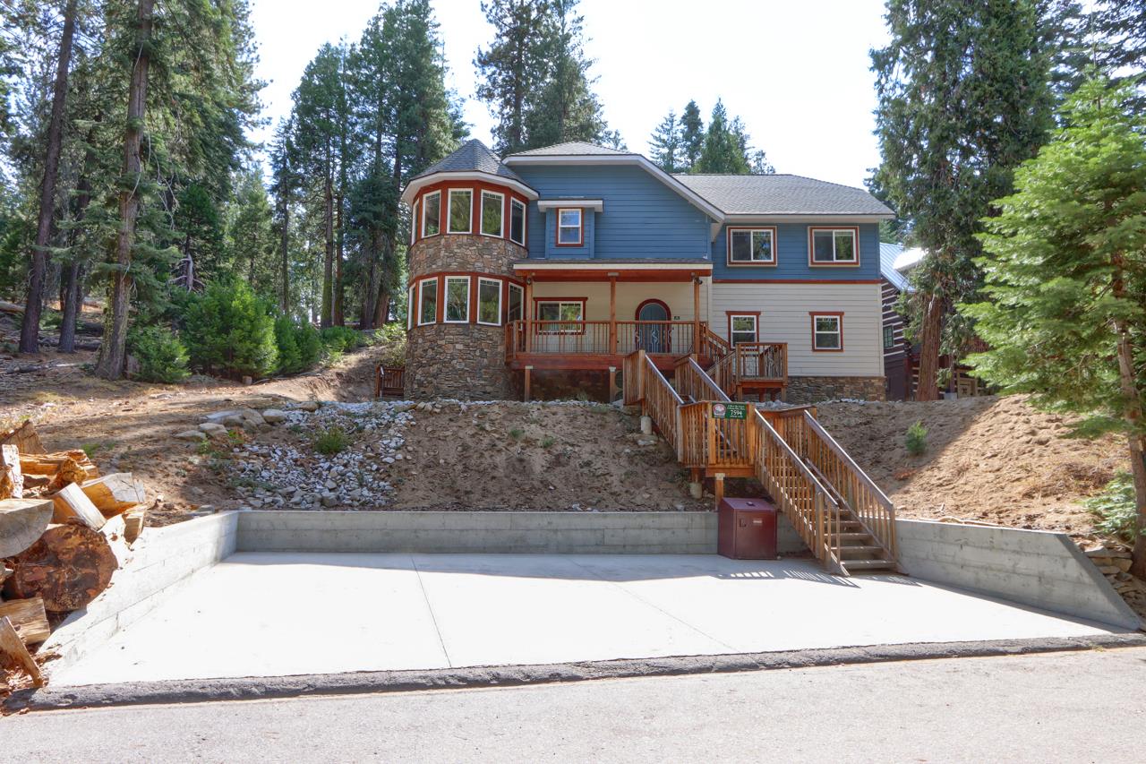 7594 Azalea, Yosemite West, CA 95389