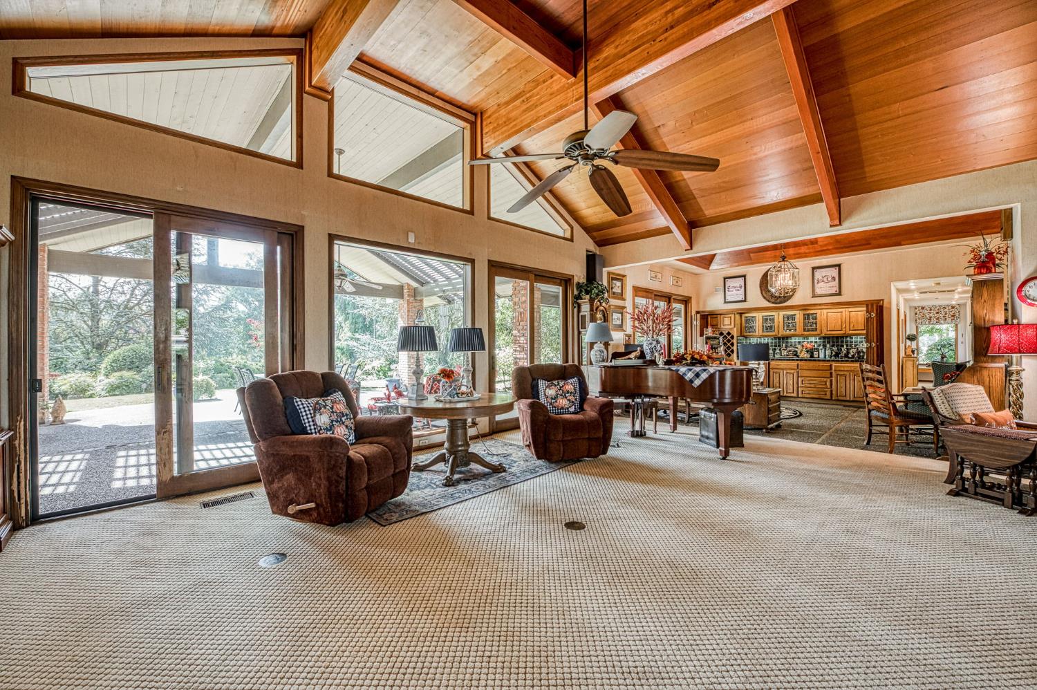 6440 Golden State Blvd, Madera, CA 93637