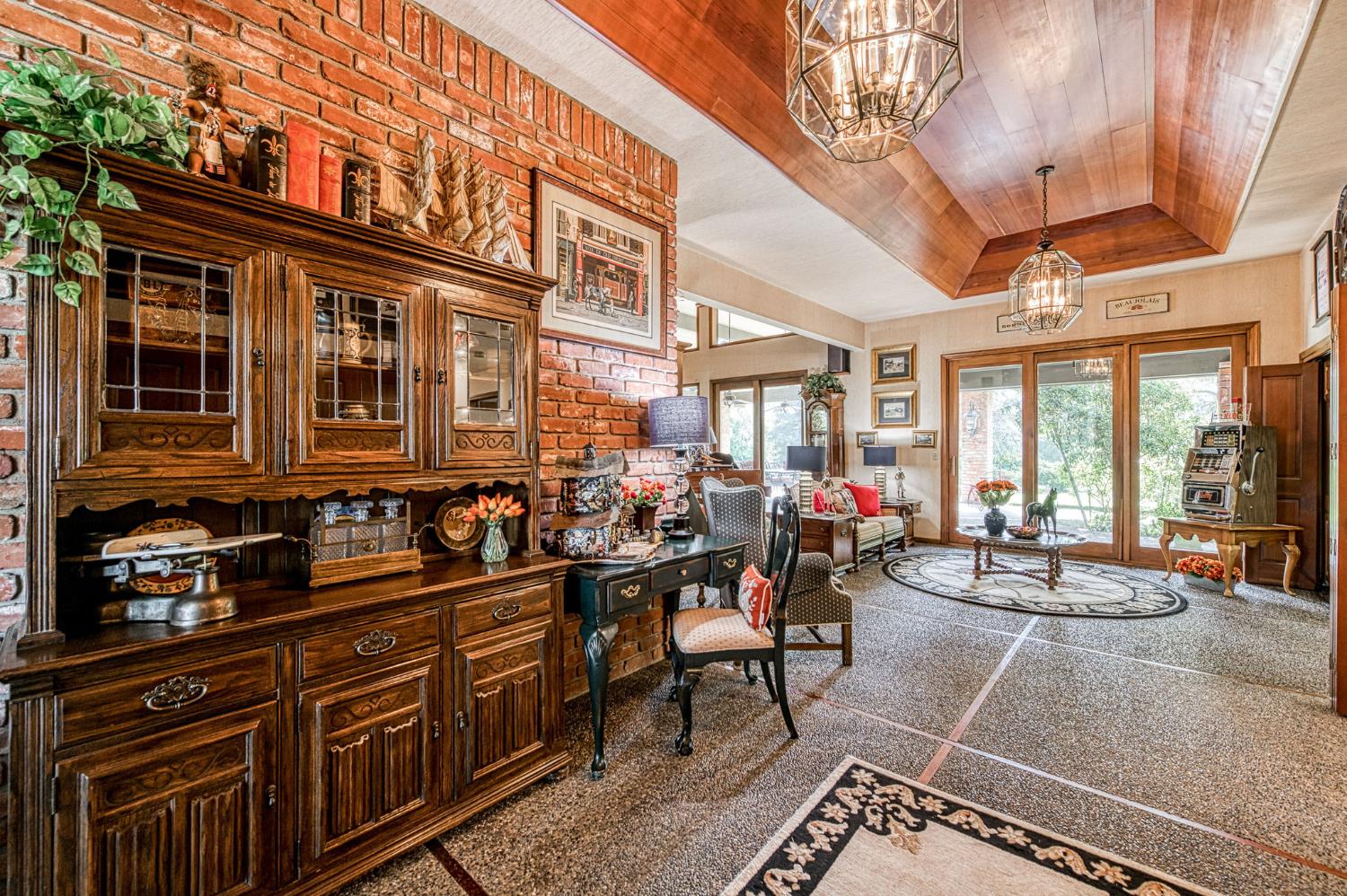 6440 Golden State Blvd, Madera, CA 93637