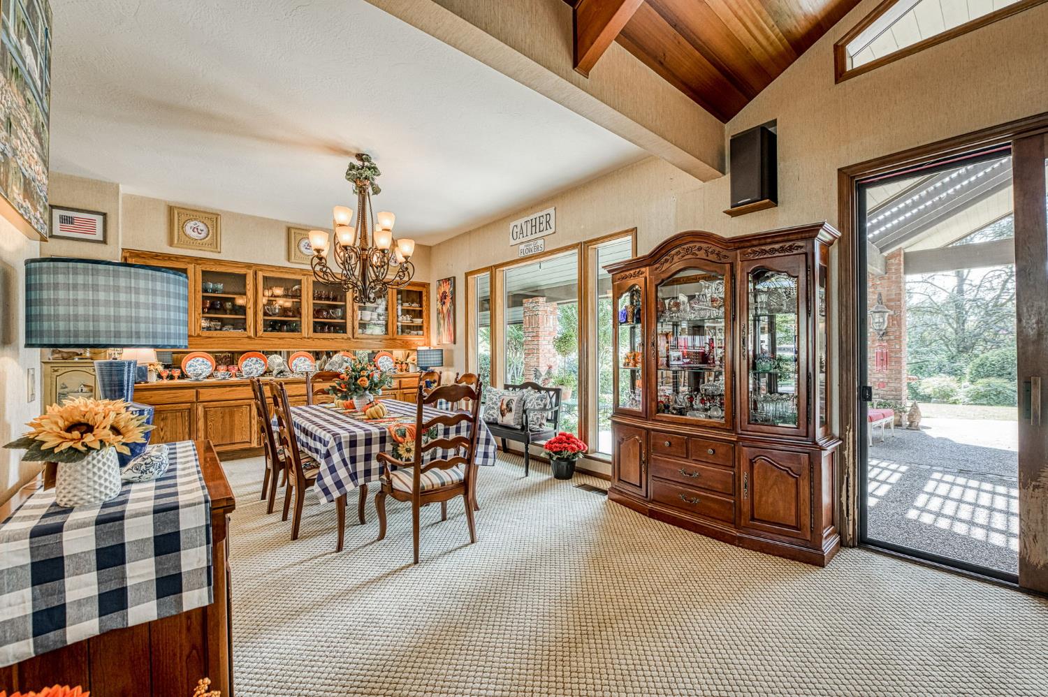 6440 Golden State Blvd, Madera, CA 93637