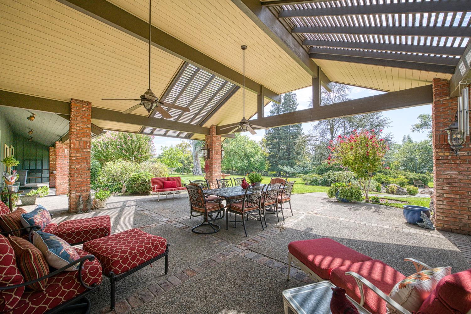 6440 Golden State Blvd, Madera, CA 93637