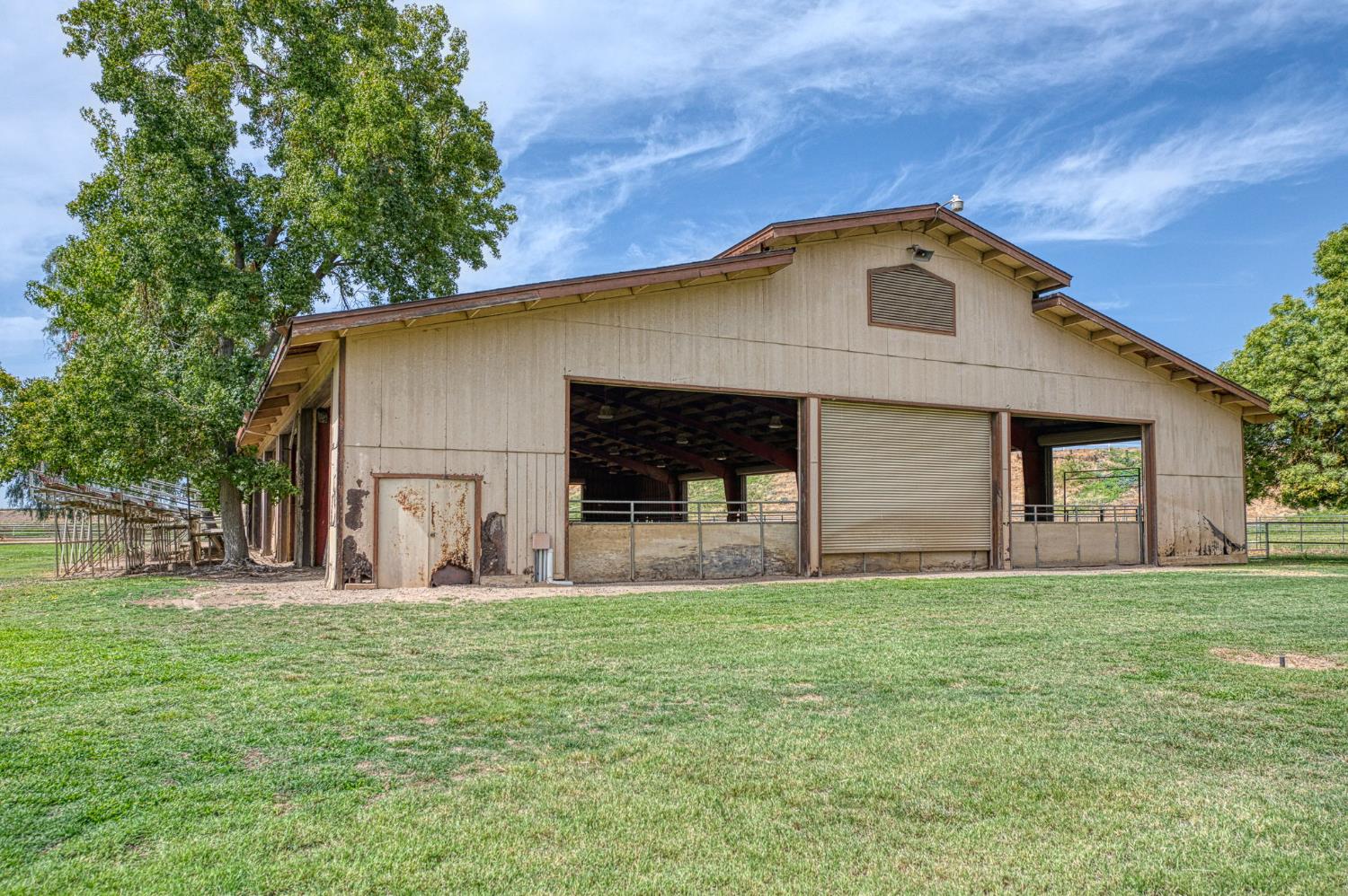 6440 Golden State Blvd, Madera, CA 93637