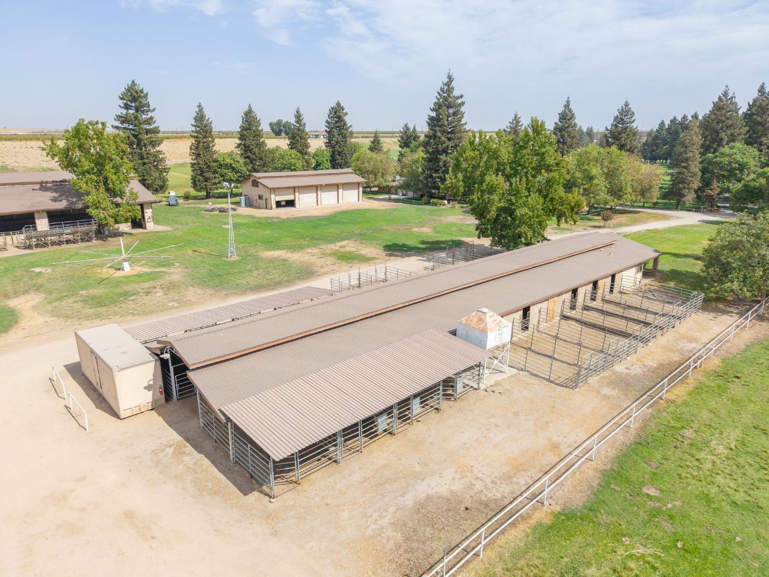 6440 Golden State Blvd, Madera, CA 93637