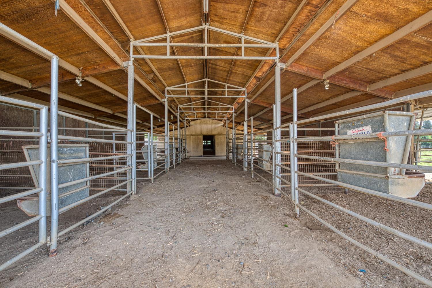 6440 Golden State Blvd, Madera, CA 93637