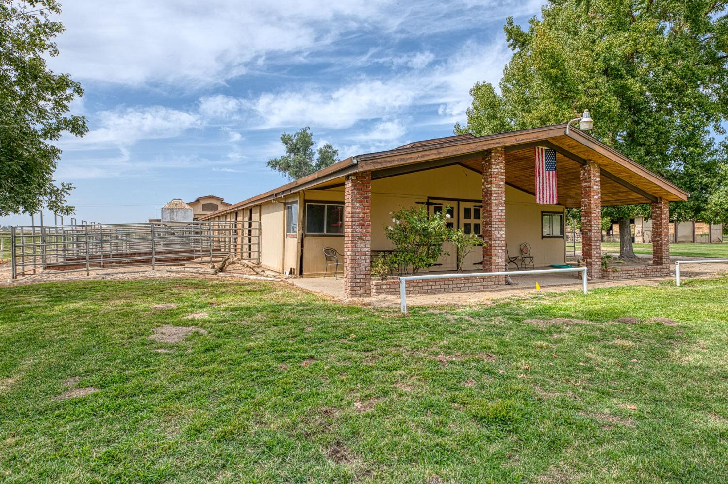 6440 Golden State Blvd, Madera, CA 93637