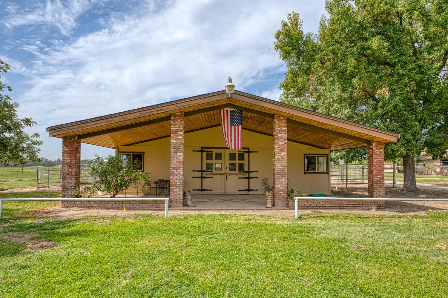 6440 Golden State Blvd, Madera, CA 93637