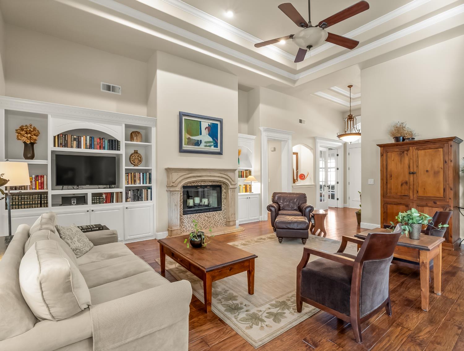 10237 N Page Ave, Fresno, CA 93730
