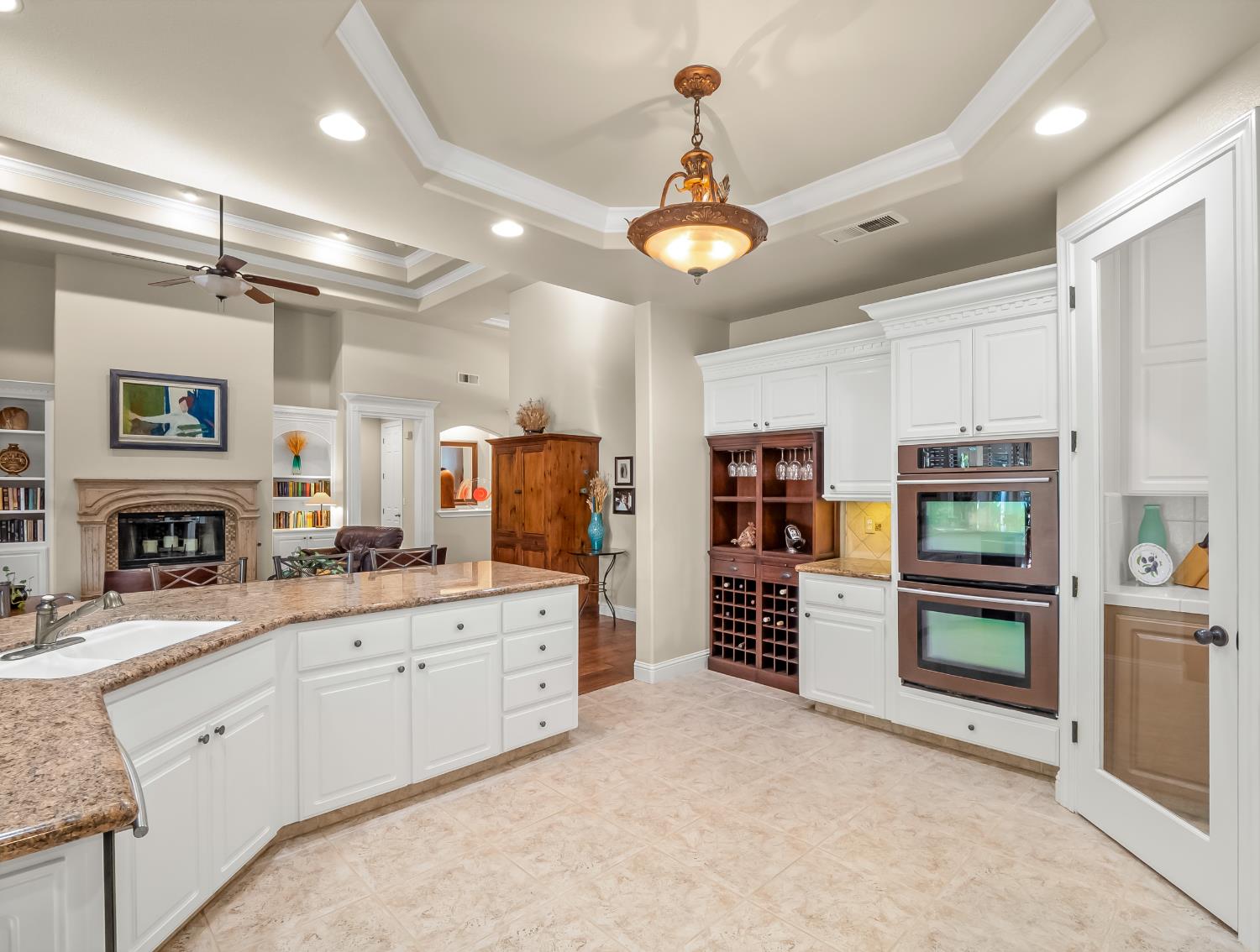 10237 N Page Ave, Fresno, CA 93730