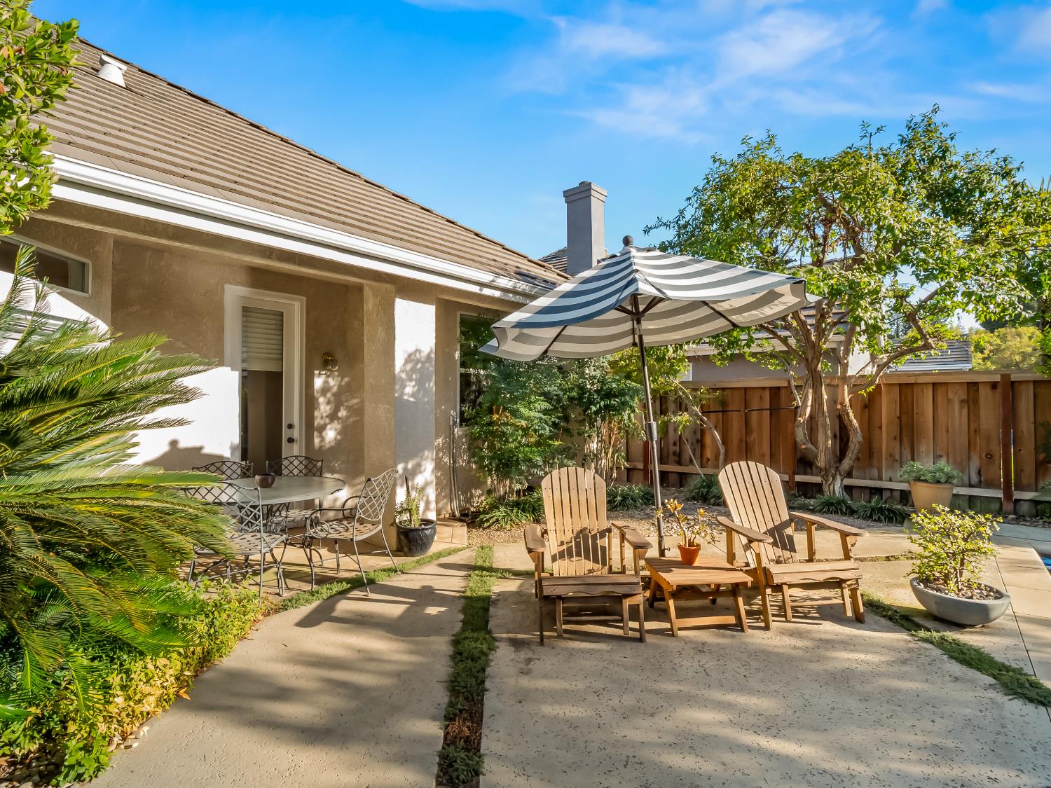 10237 N Page Ave, Fresno, CA 93730