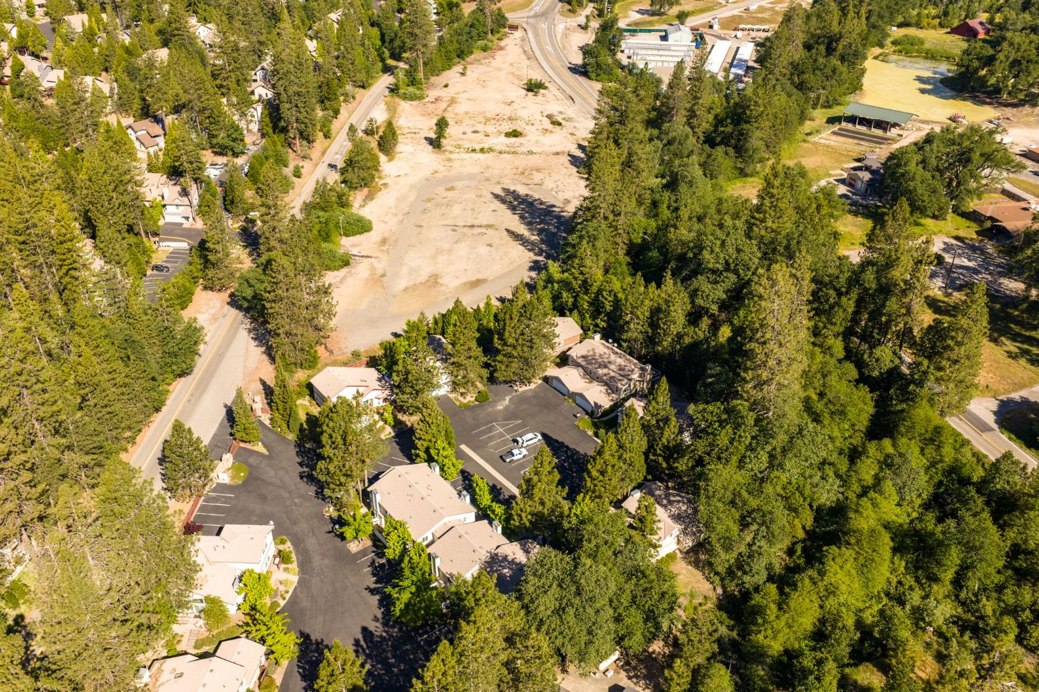 40513 Road 222, Bass Lake, CA 93604