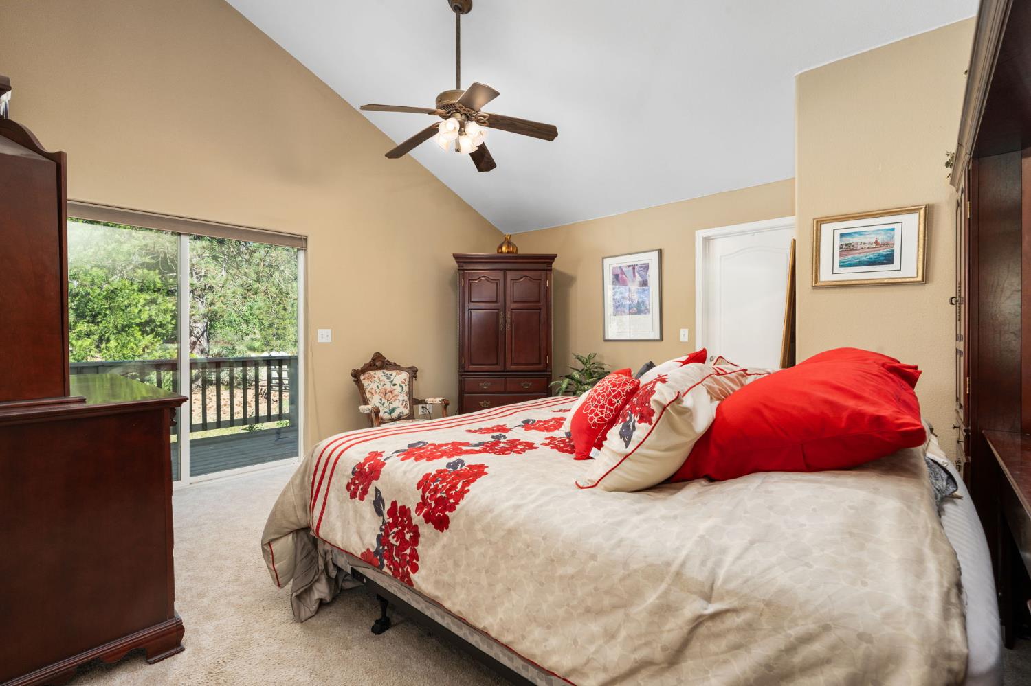 40513 Road 222, Bass Lake, CA 93604