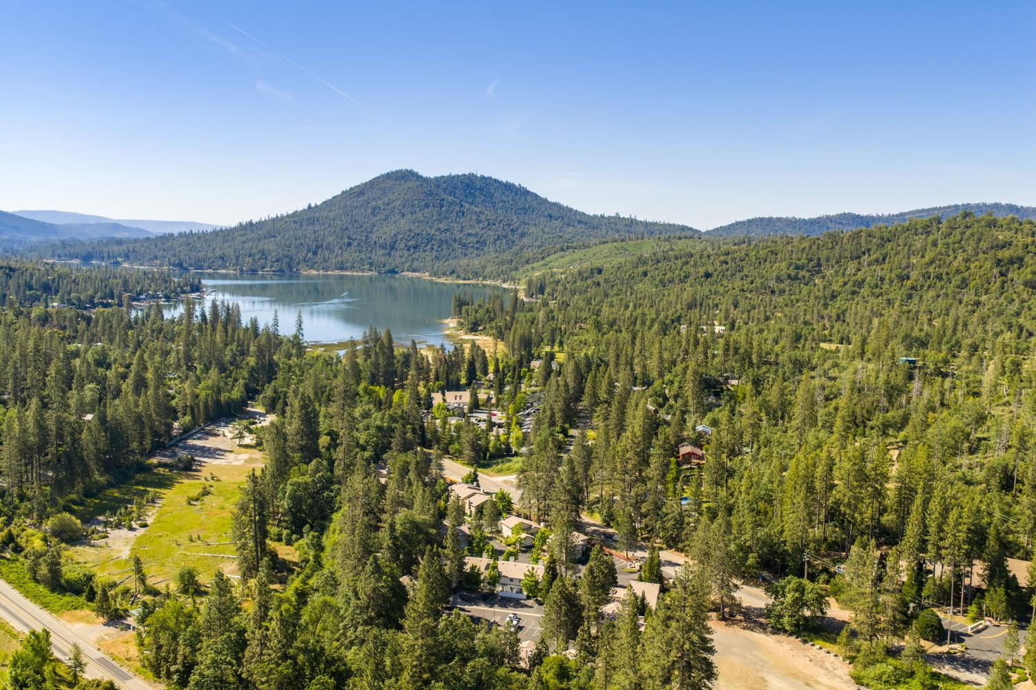 40513 Road 222, Bass Lake, CA 93604