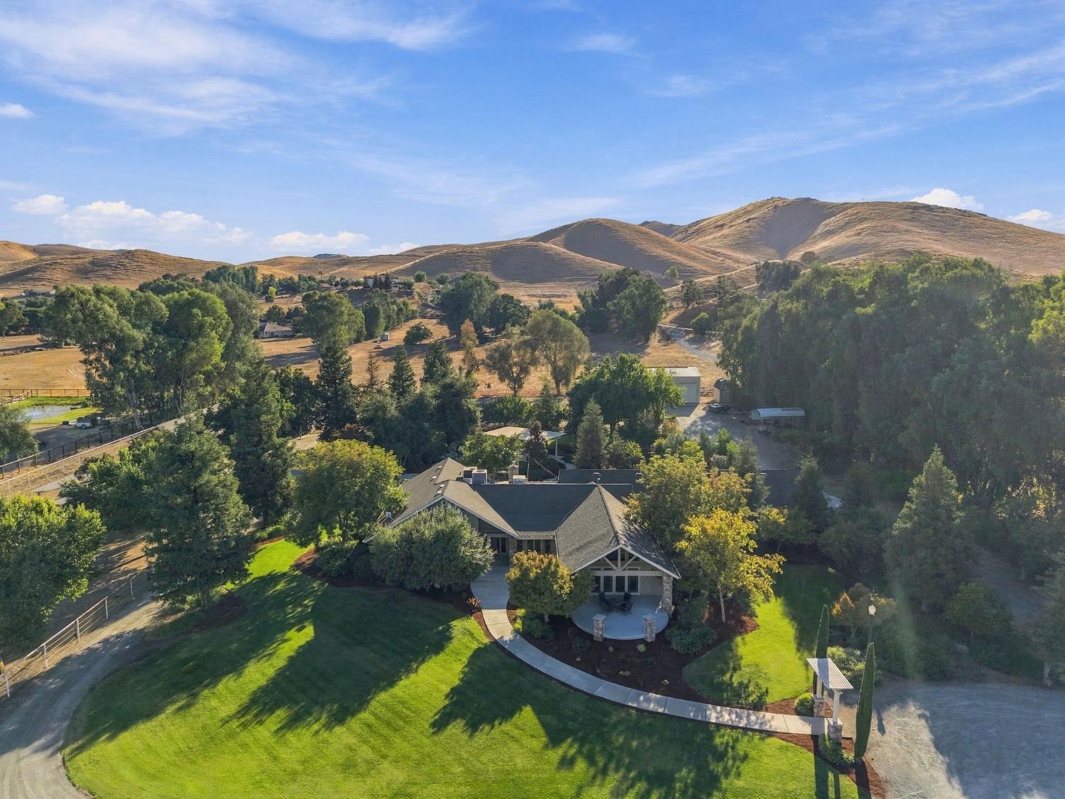 31255 Palm Dr, Exeter, CA 93221