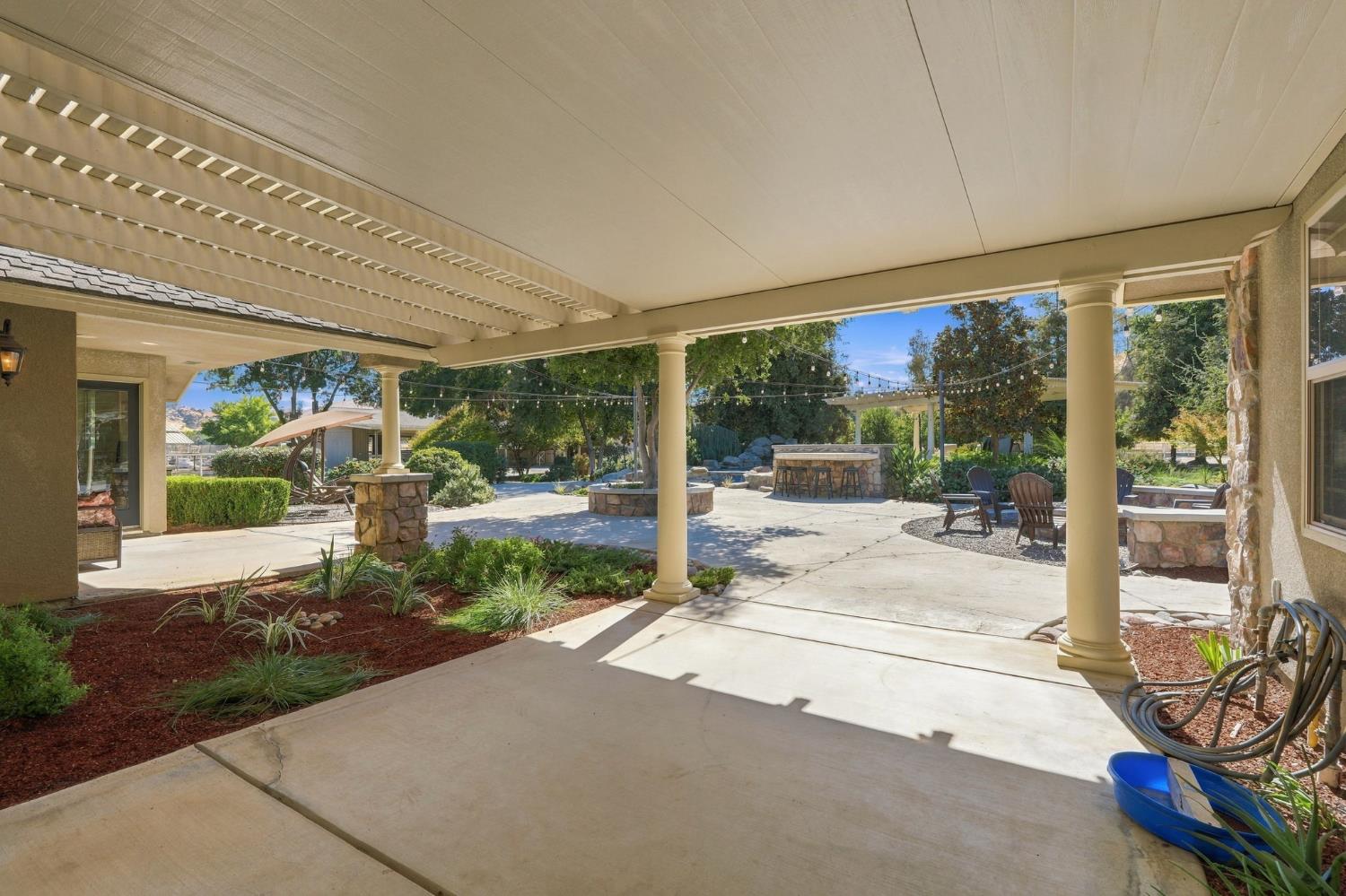 31255 Palm Dr, Exeter, CA 93221