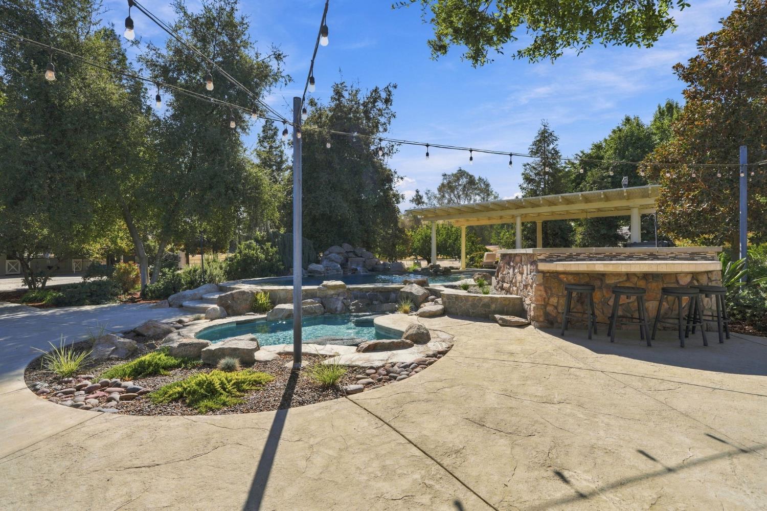 31255 Palm Dr, Exeter, CA 93221