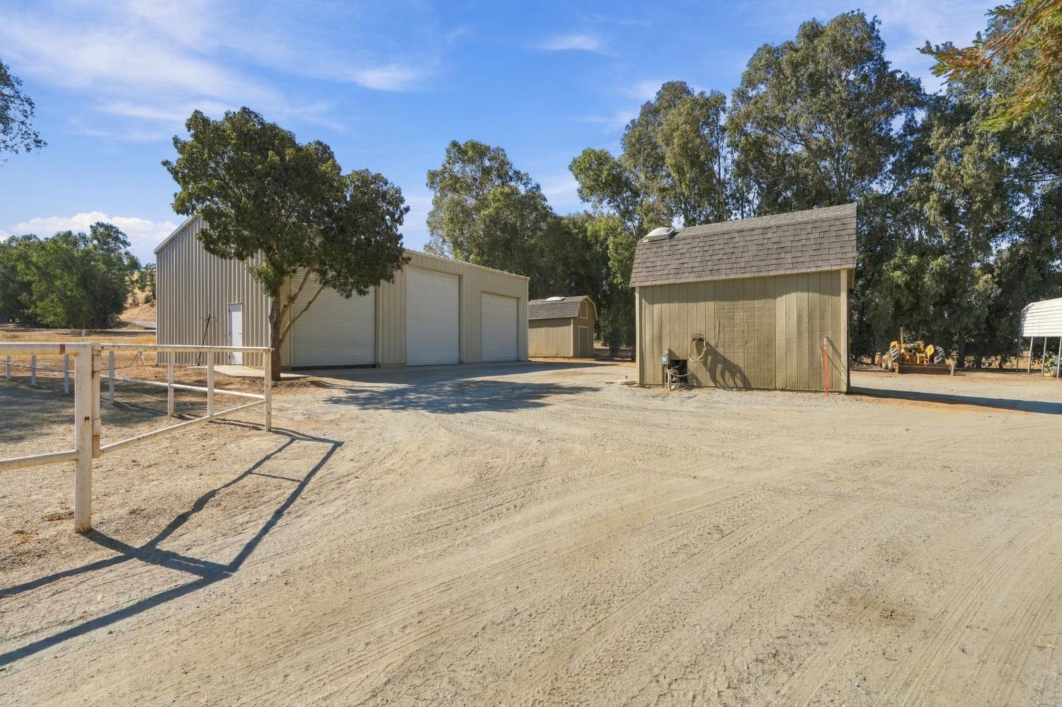 31255 Palm Dr, Exeter, CA 93221