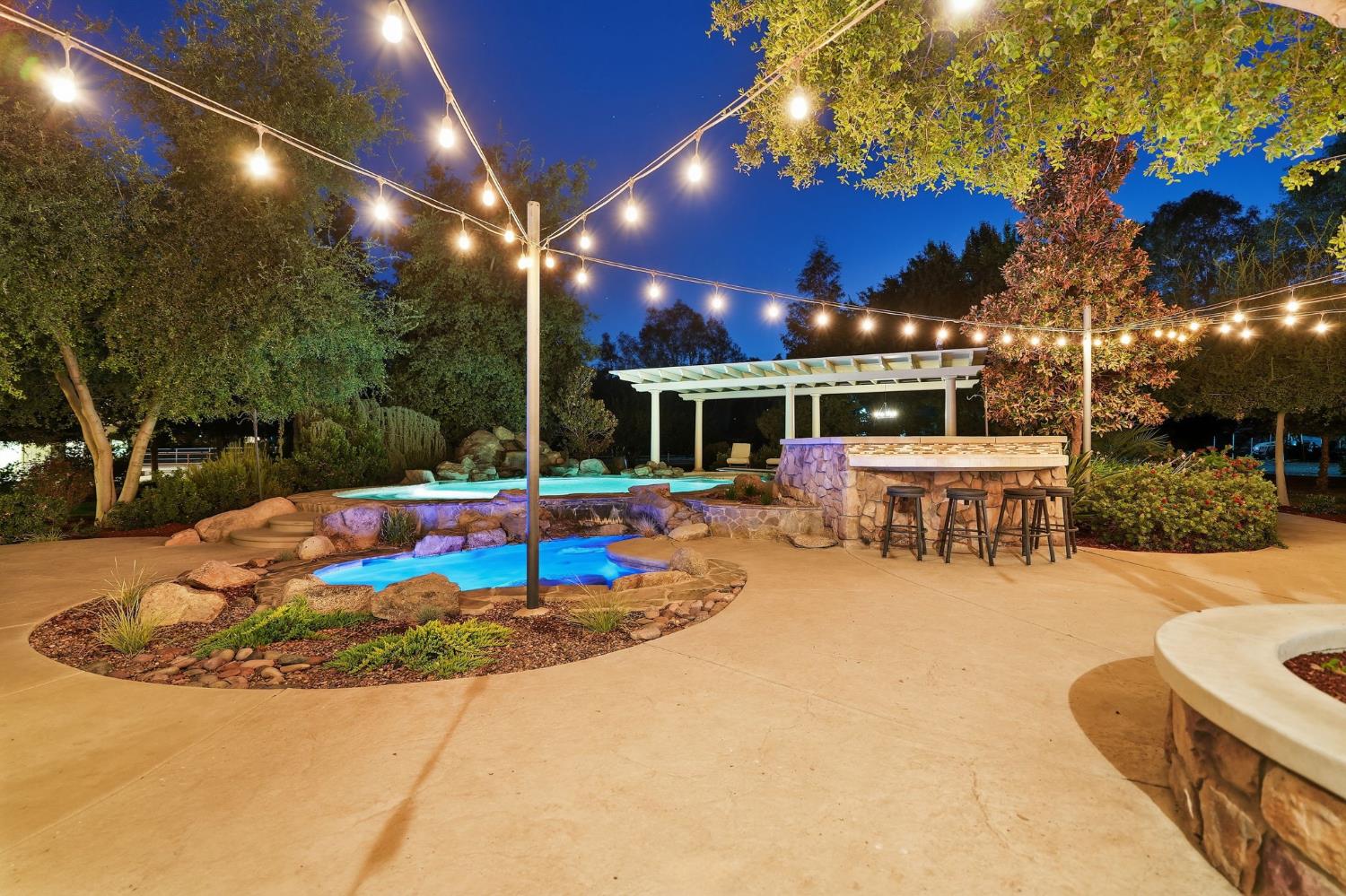 31255 Palm Dr, Exeter, CA 93221