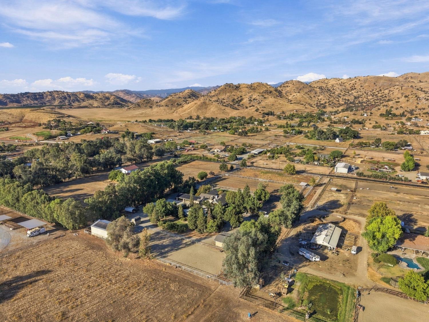 31255 Palm Dr, Exeter, CA 93221