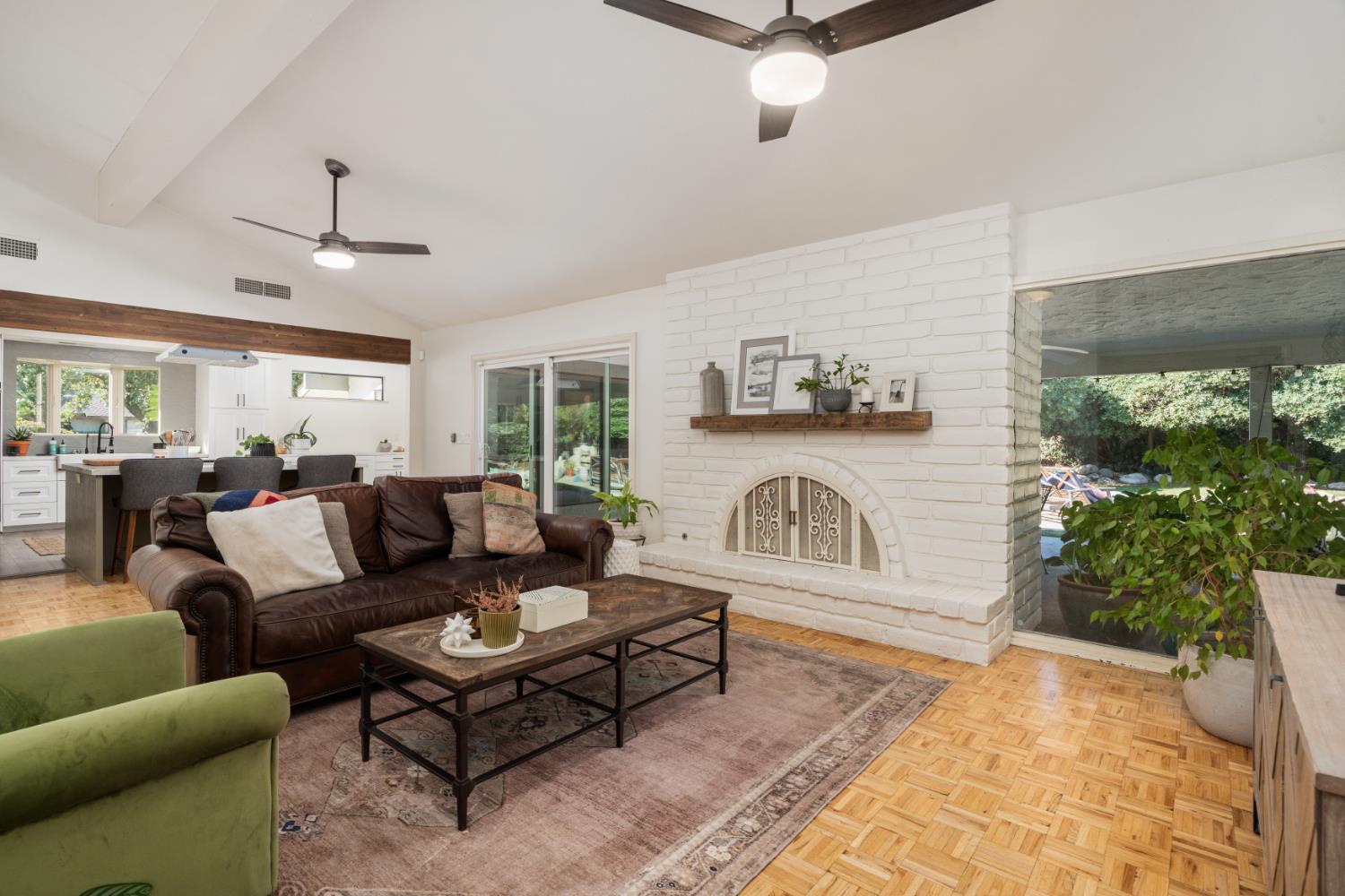 6541 N Ricewood Ave, Fresno, CA 93711