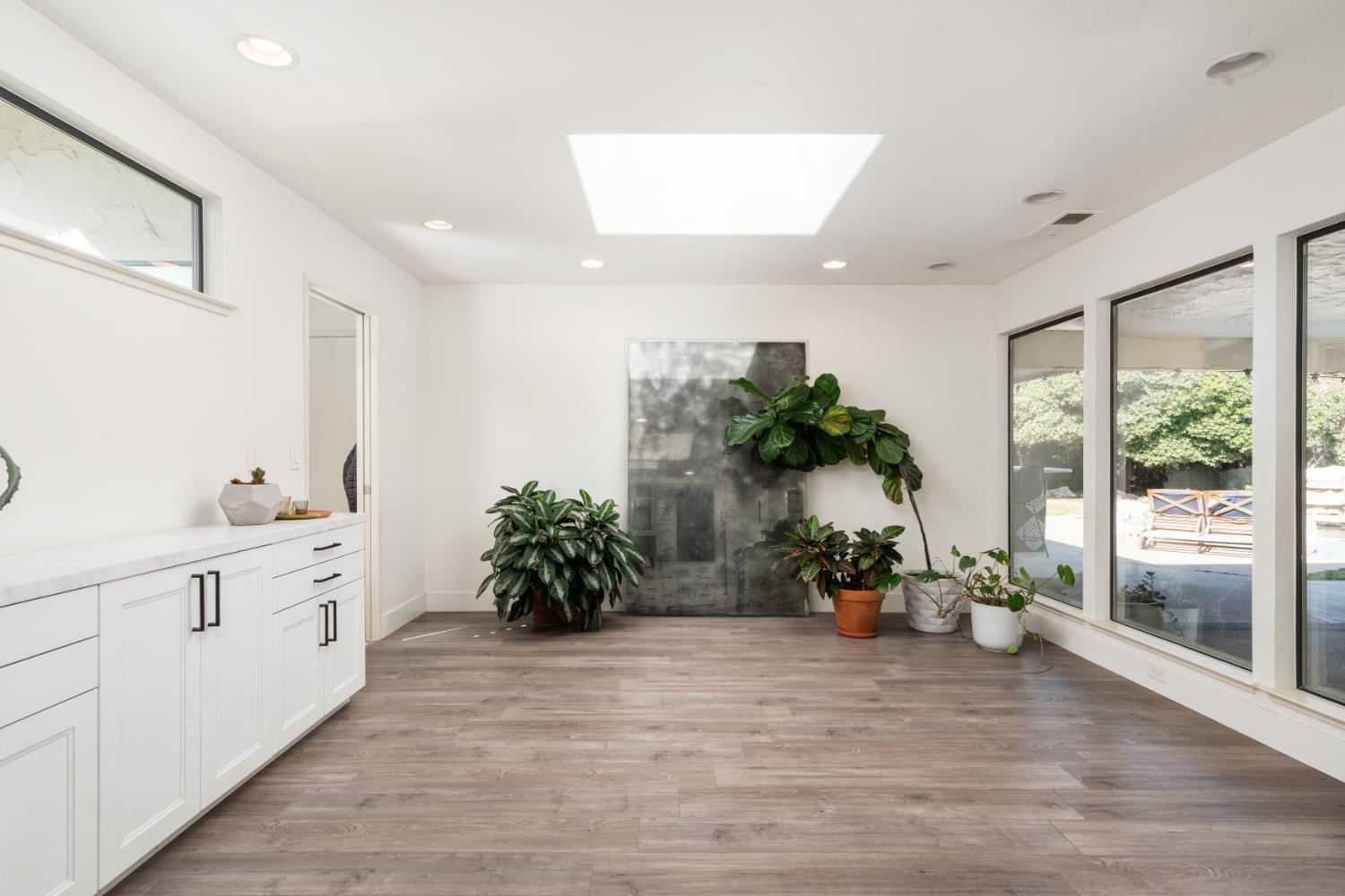 6541 N Ricewood Ave, Fresno, CA 93711