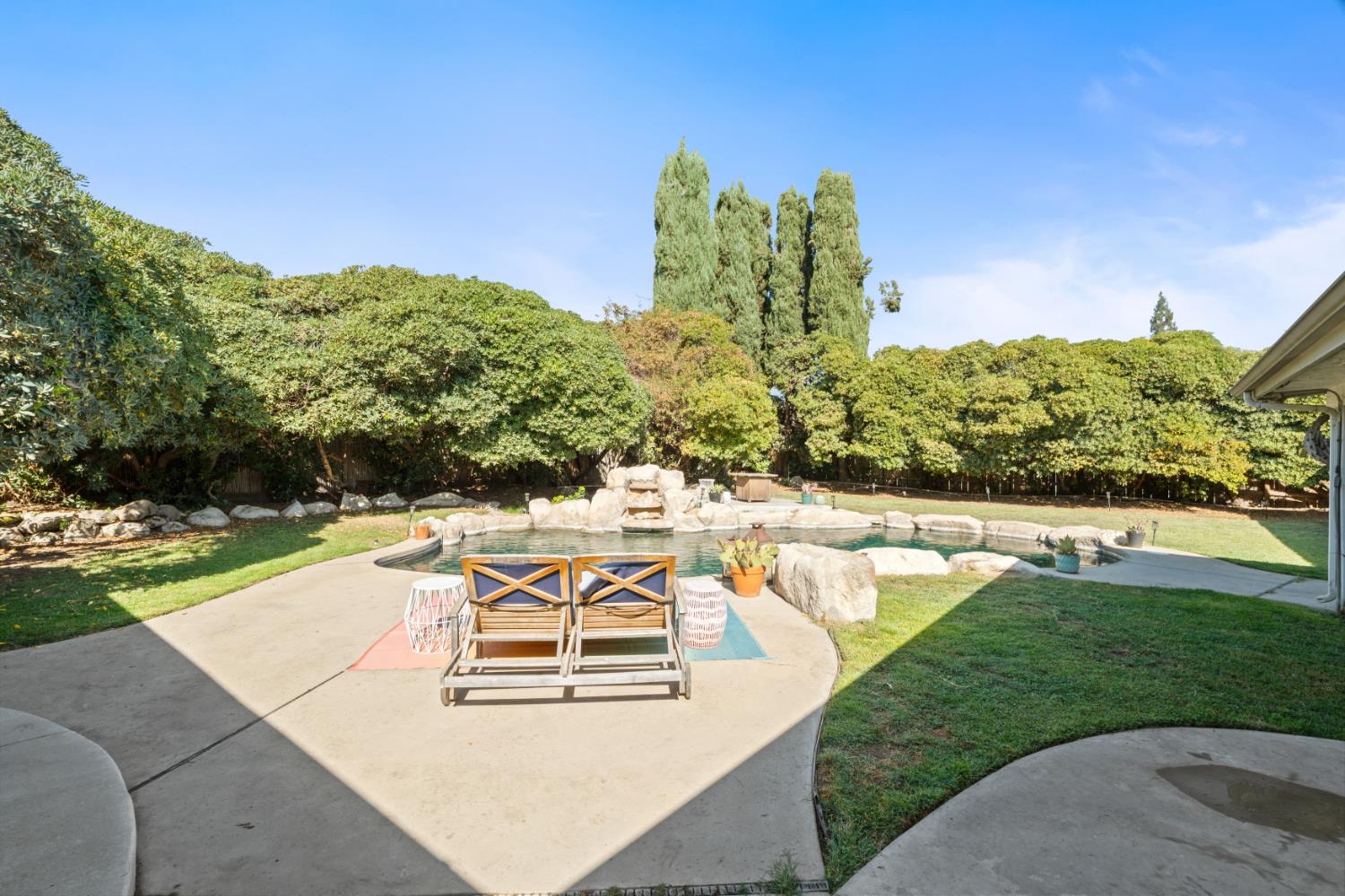 6541 N Ricewood Ave, Fresno, CA 93711