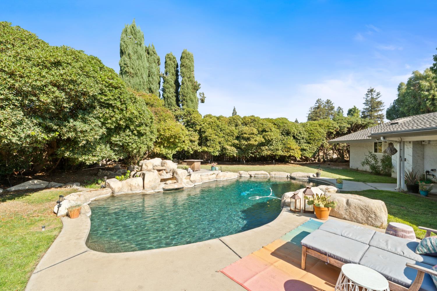 6541 N Ricewood Ave, Fresno, CA 93711
