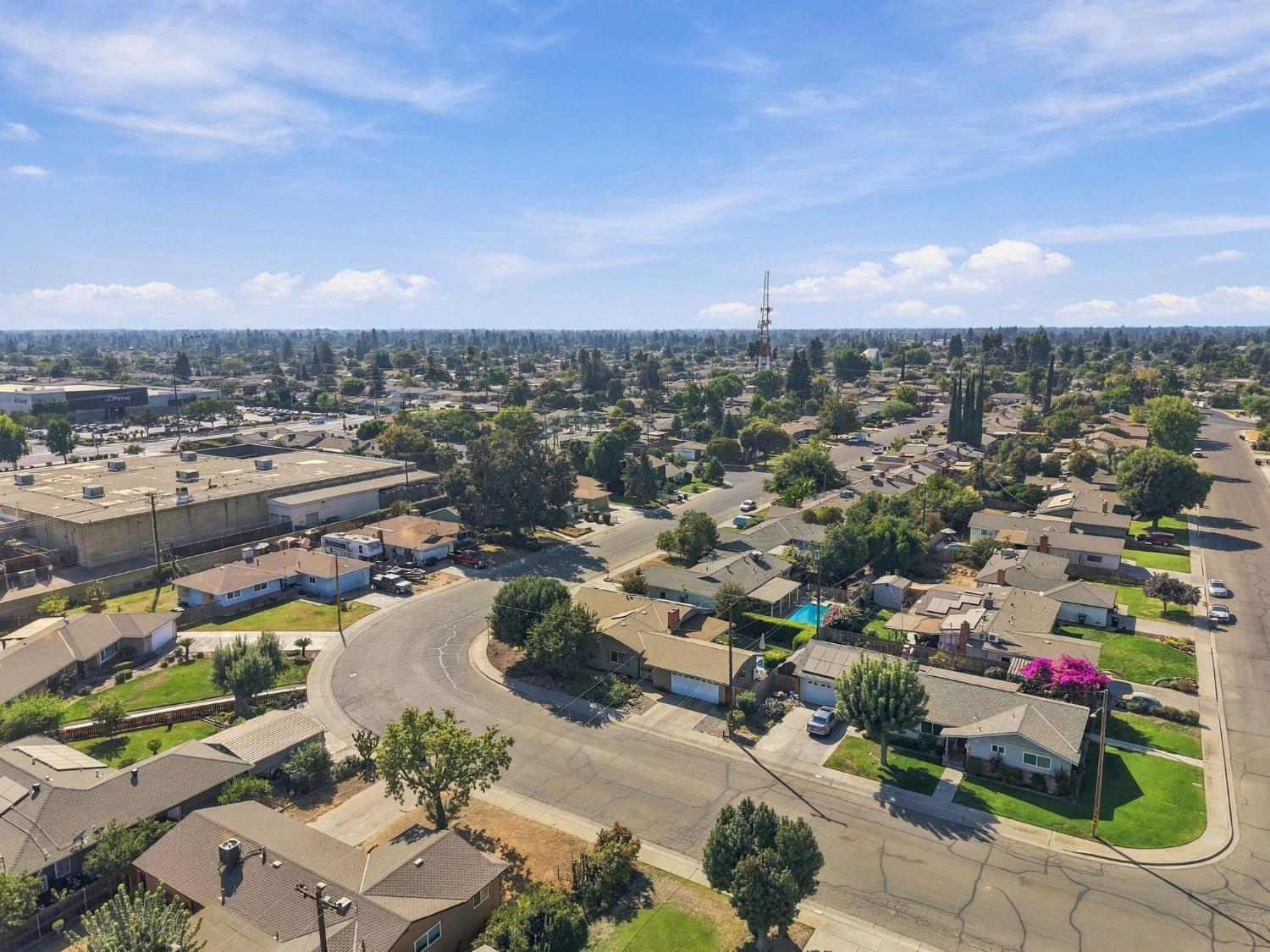 2234 W Cambridge Ave, Visalia, CA 93277