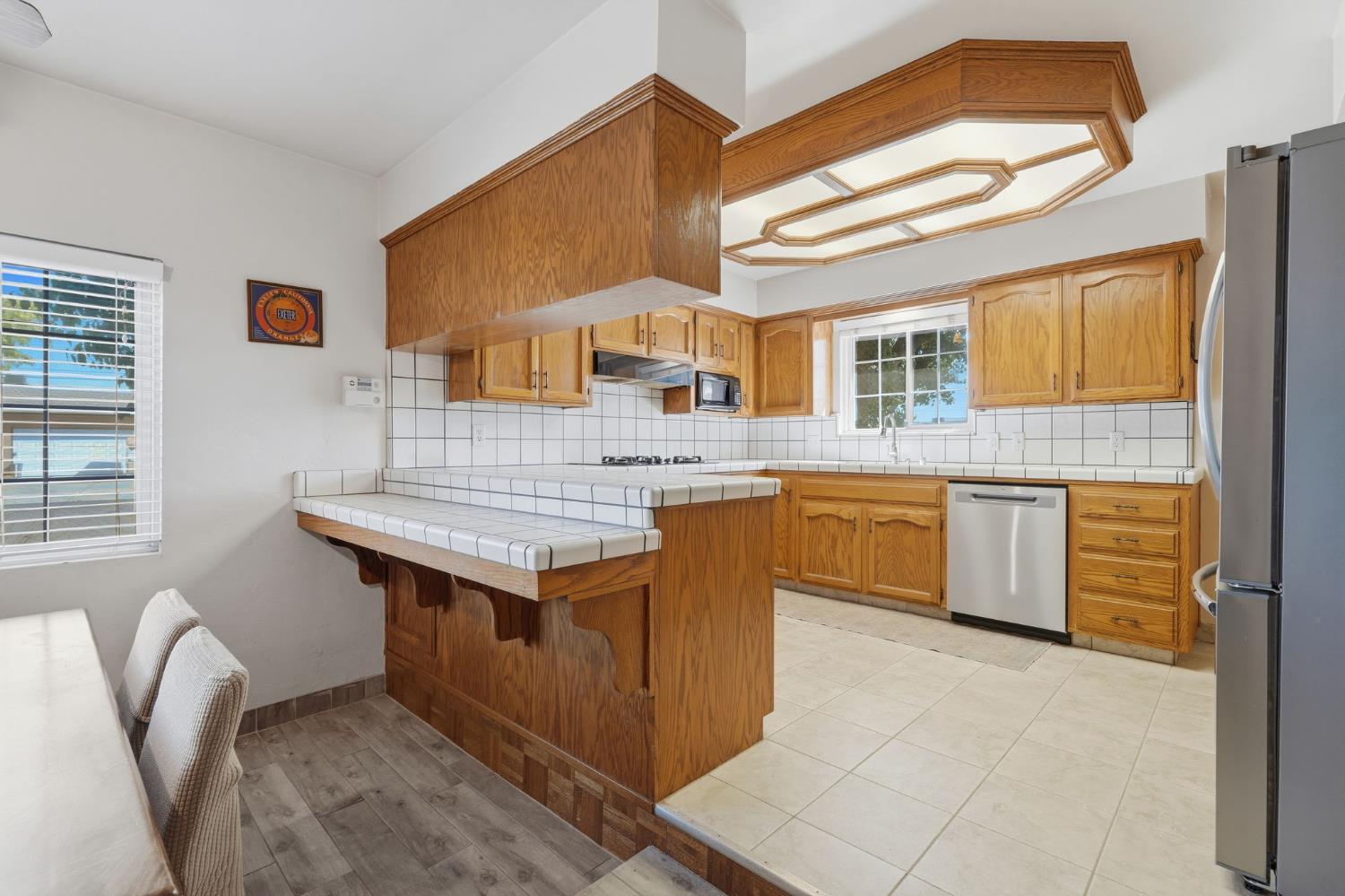 2234 W Cambridge Ave, Visalia, CA 93277