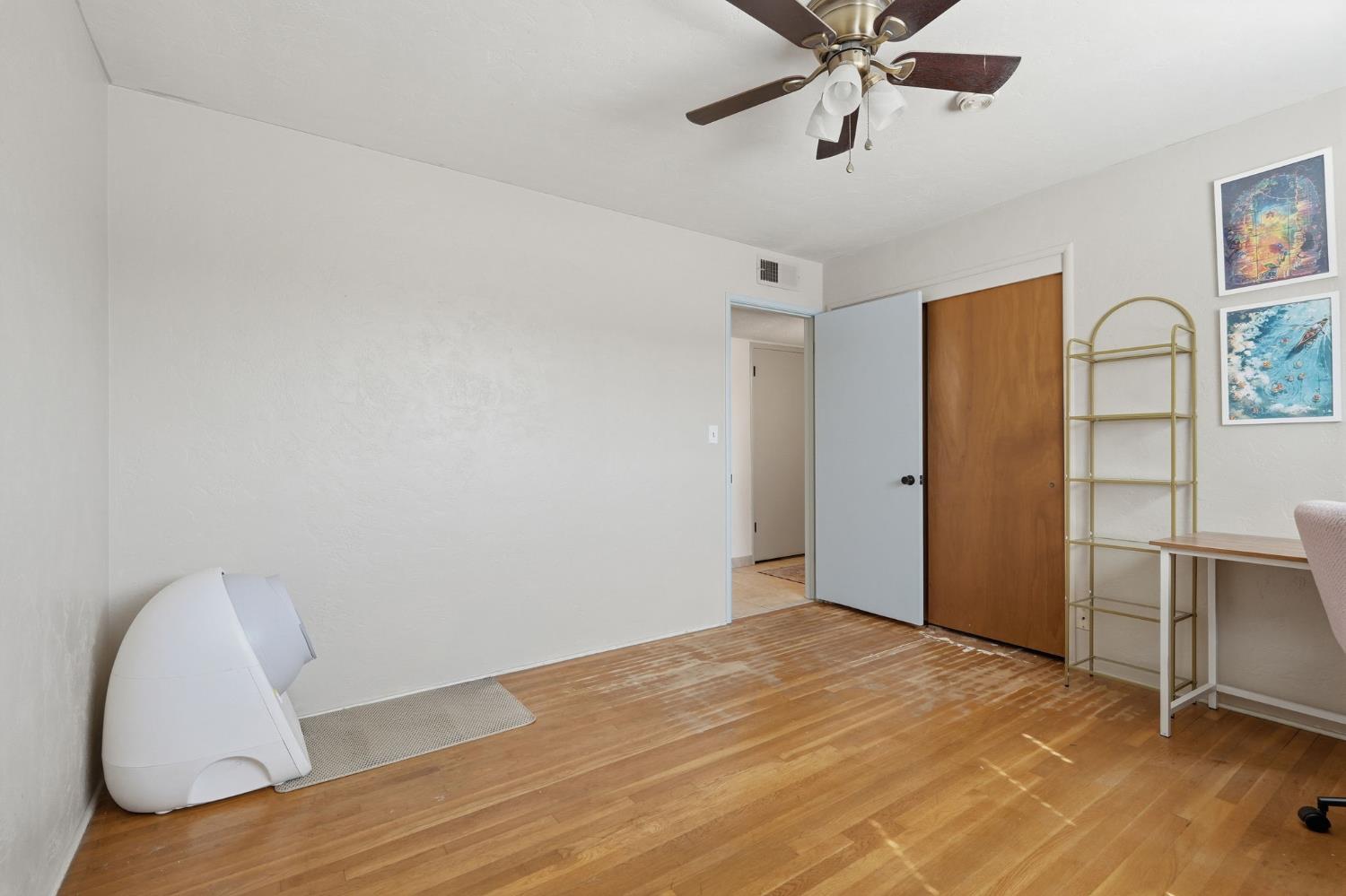 2234 W Cambridge Ave, Visalia, CA 93277