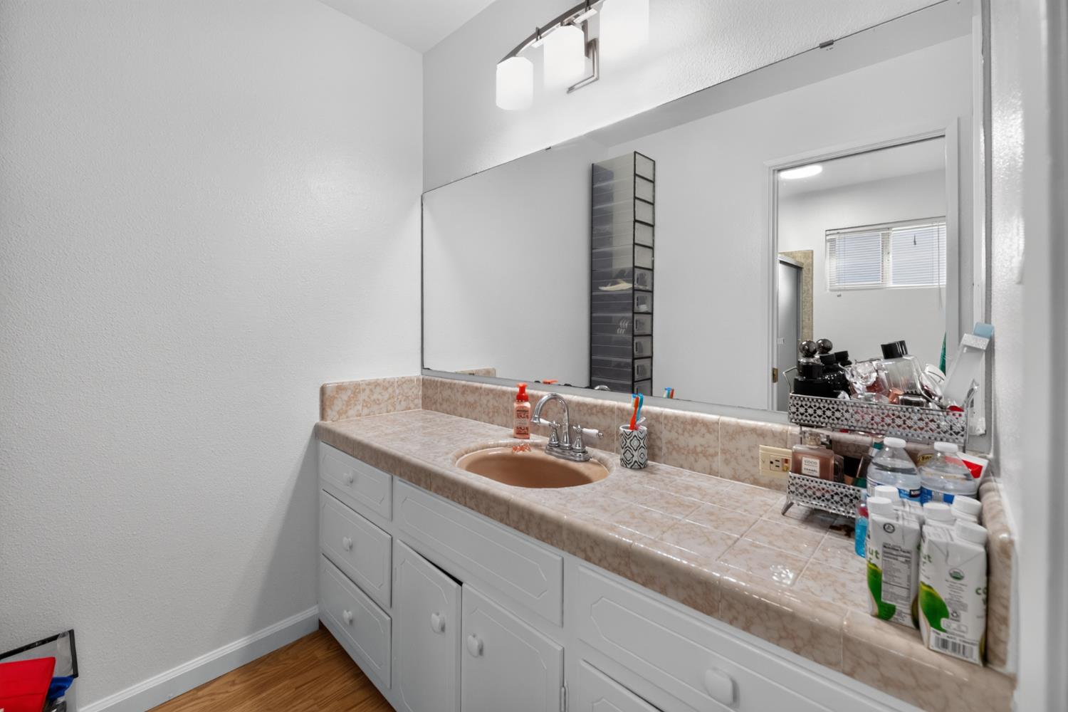 6405 E Lyell Ave, Fresno, CA 93727