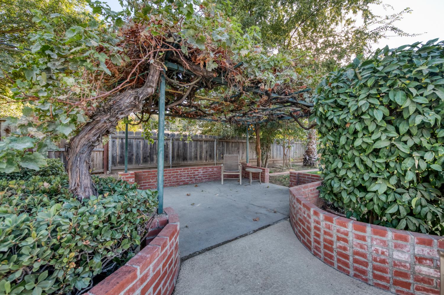 6405 E Lyell Ave, Fresno, CA 93727