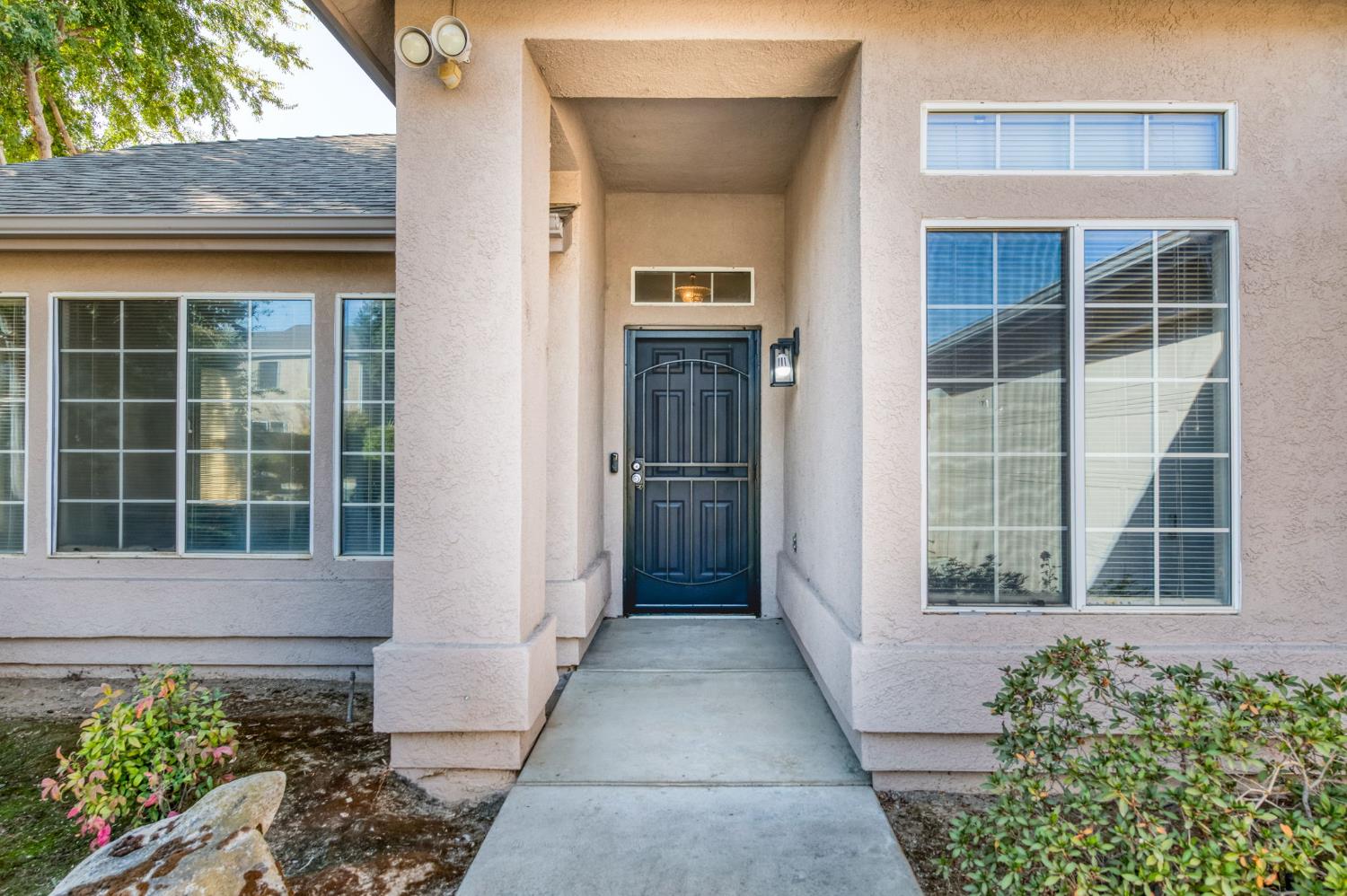 4709 W Bellaire Way, Fresno, CA 93722
