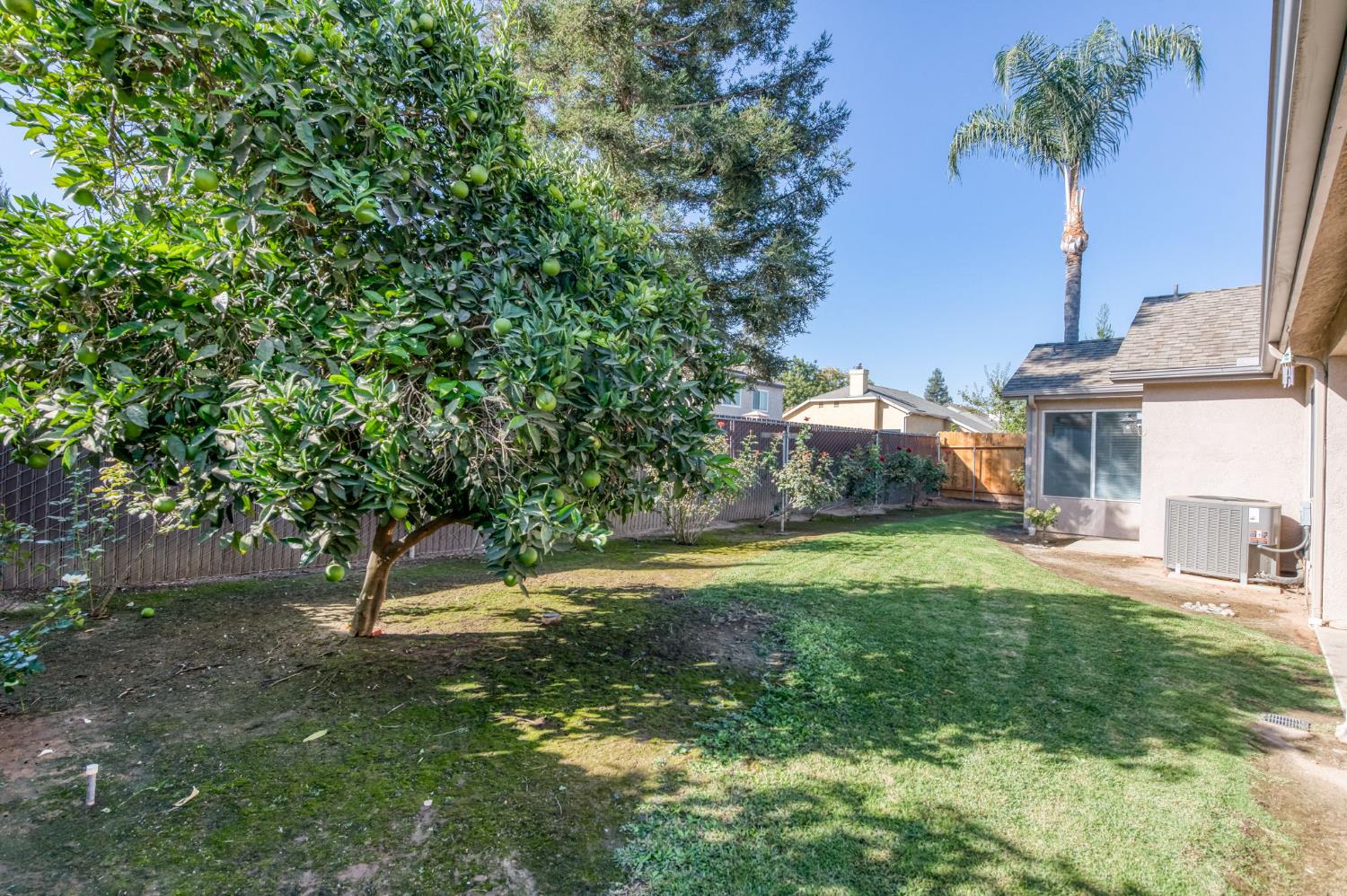 4709 W Bellaire Way, Fresno, CA 93722