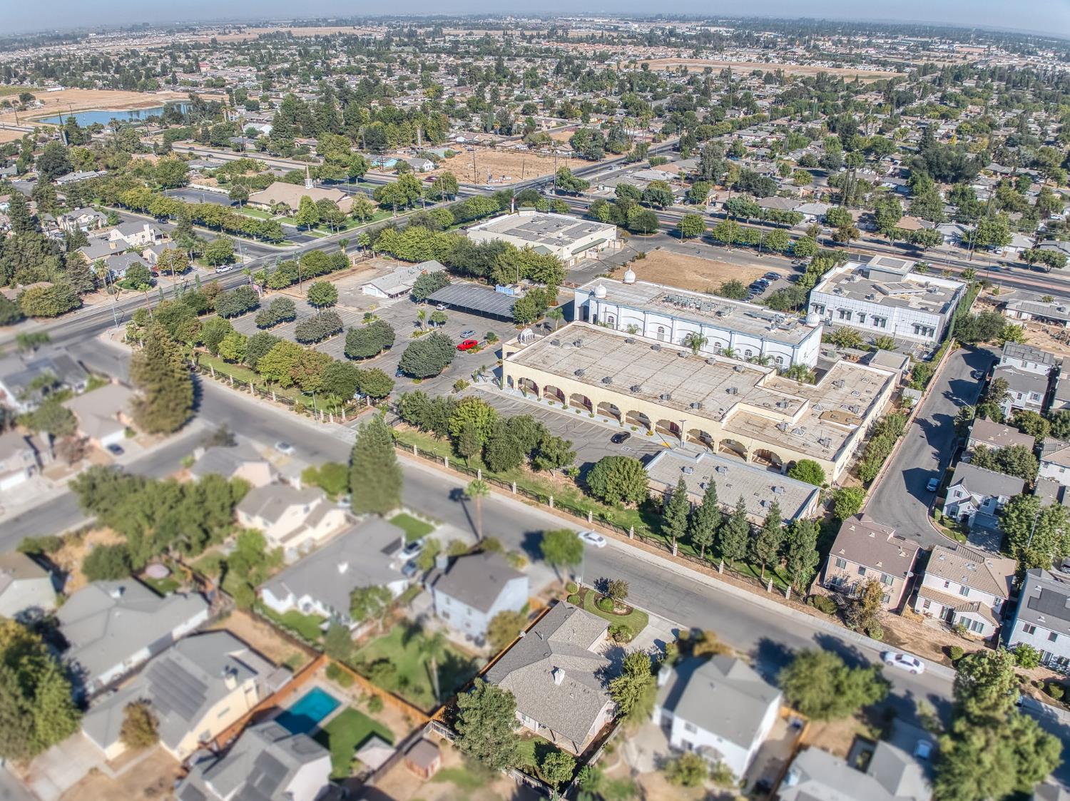 4709 W Bellaire Way, Fresno, CA 93722
