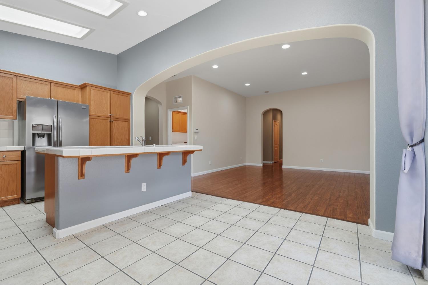 4091 W Fig Tree Ln, Fresno, CA 93722