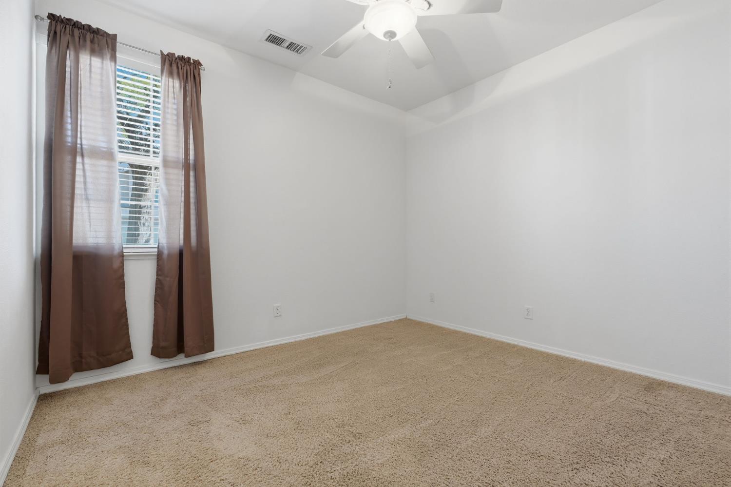 4091 W Fig Tree Ln, Fresno, CA 93722