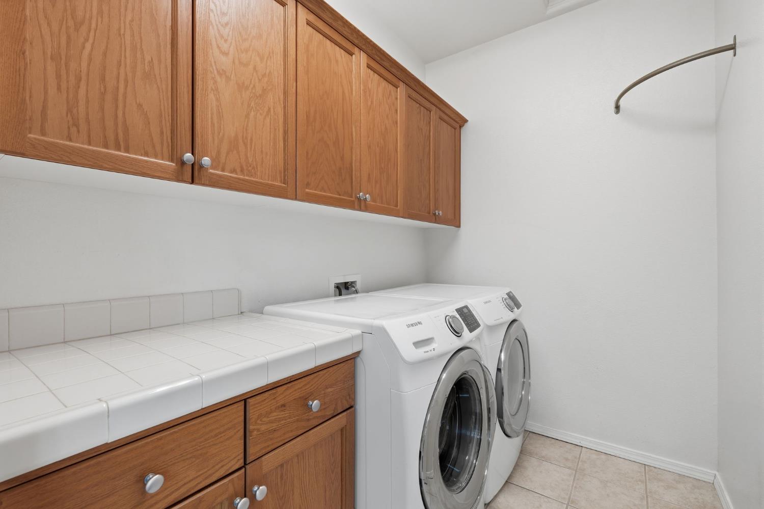 4091 W Fig Tree Ln, Fresno, CA 93722