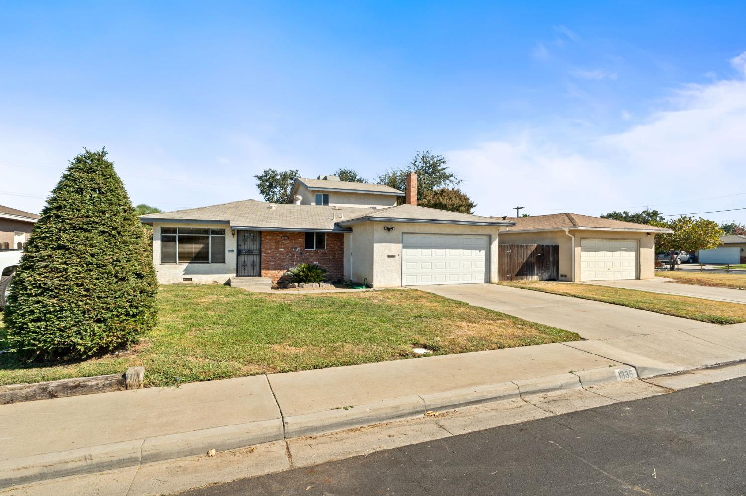 1335 Terry Ave, Clovis, CA 93612