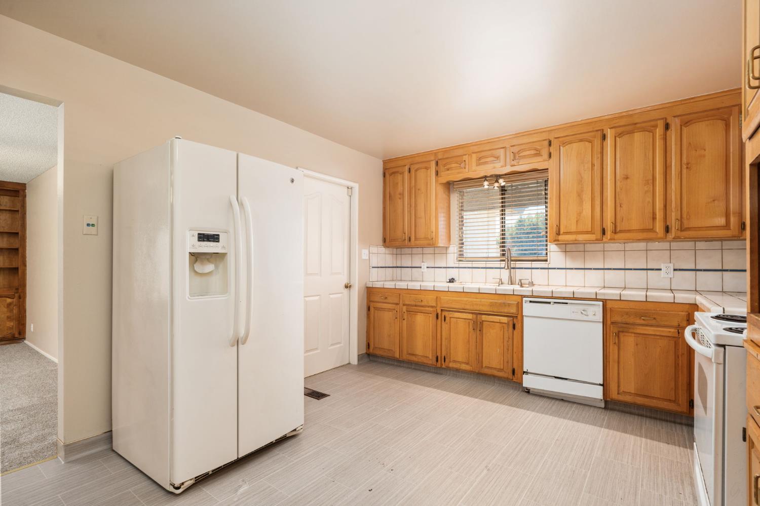 1335 Terry Ave, Clovis, CA 93612
