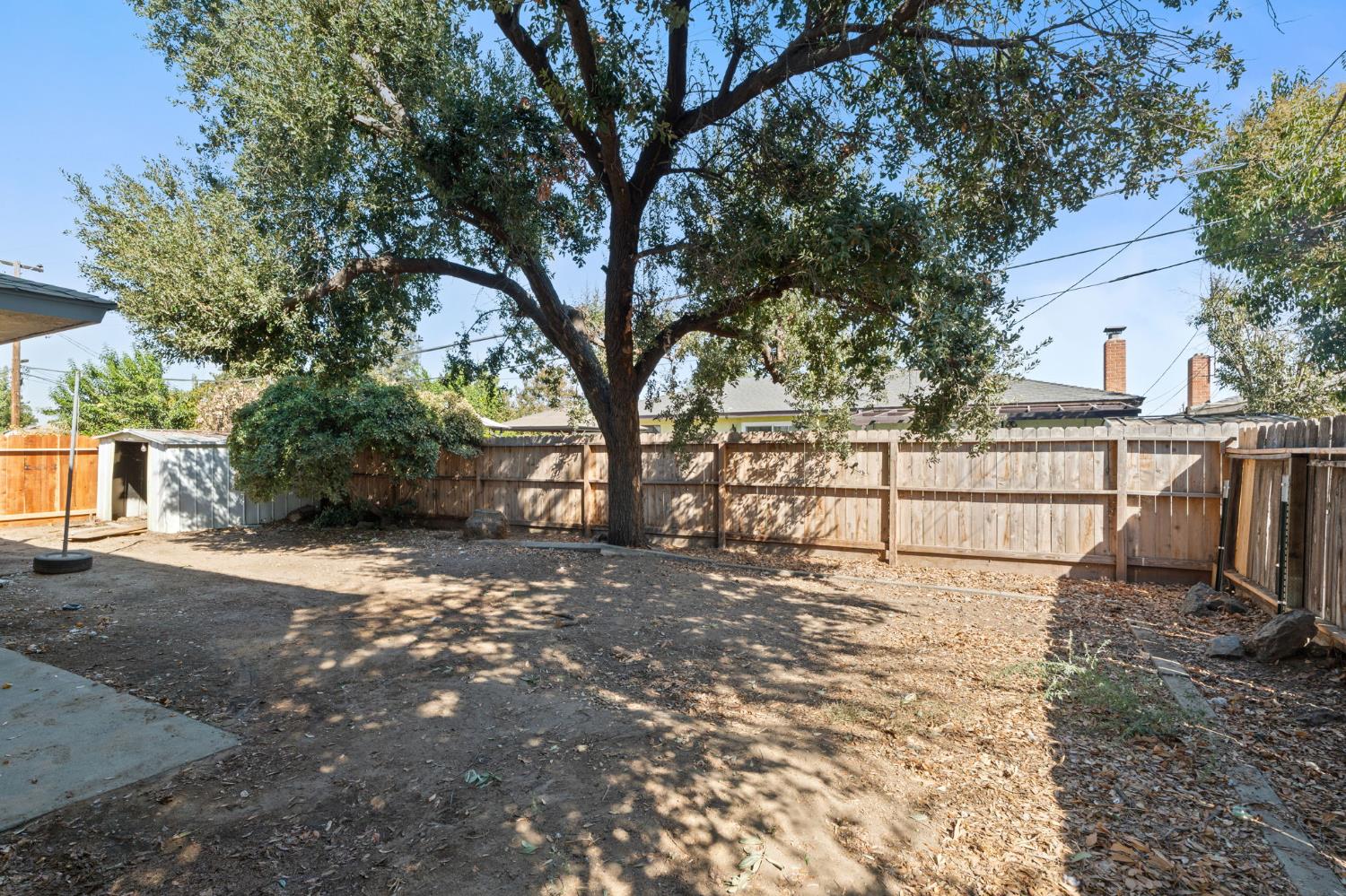 1335 Terry Ave, Clovis, CA 93612