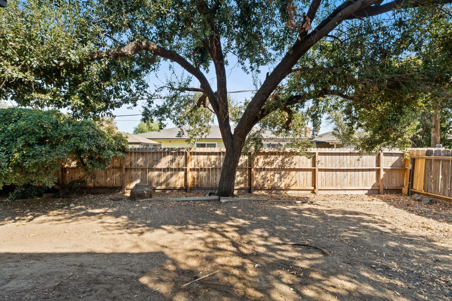 1335 Terry Ave, Clovis, CA 93612