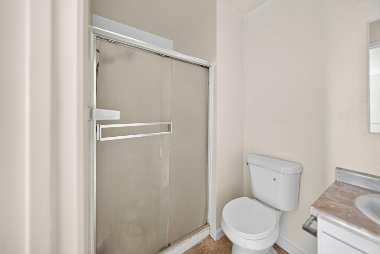 657 W Parlier Ave #130, Reedley, CA 93654