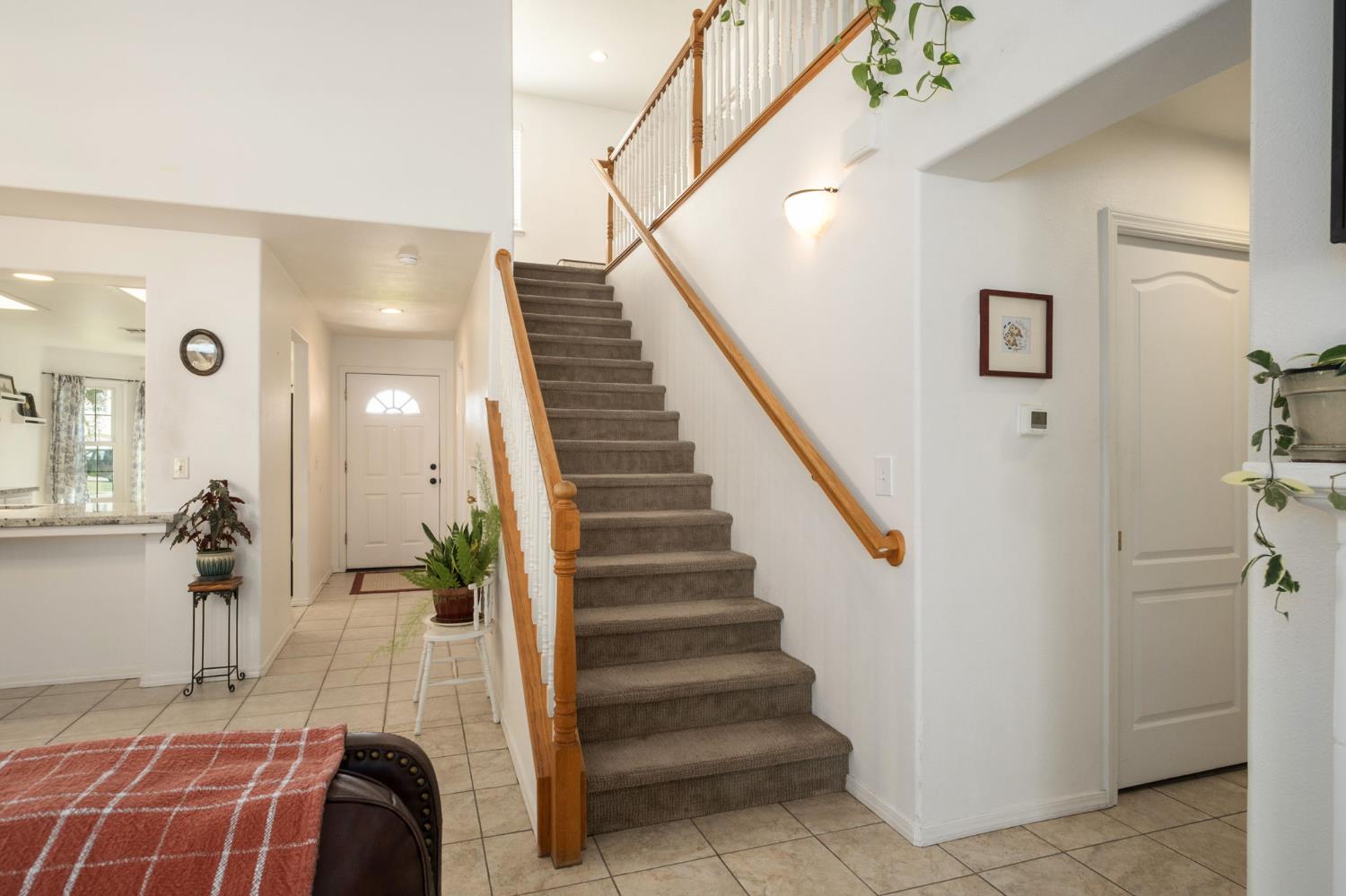 147 Santa Monica Ave, Sanger, CA 93657
