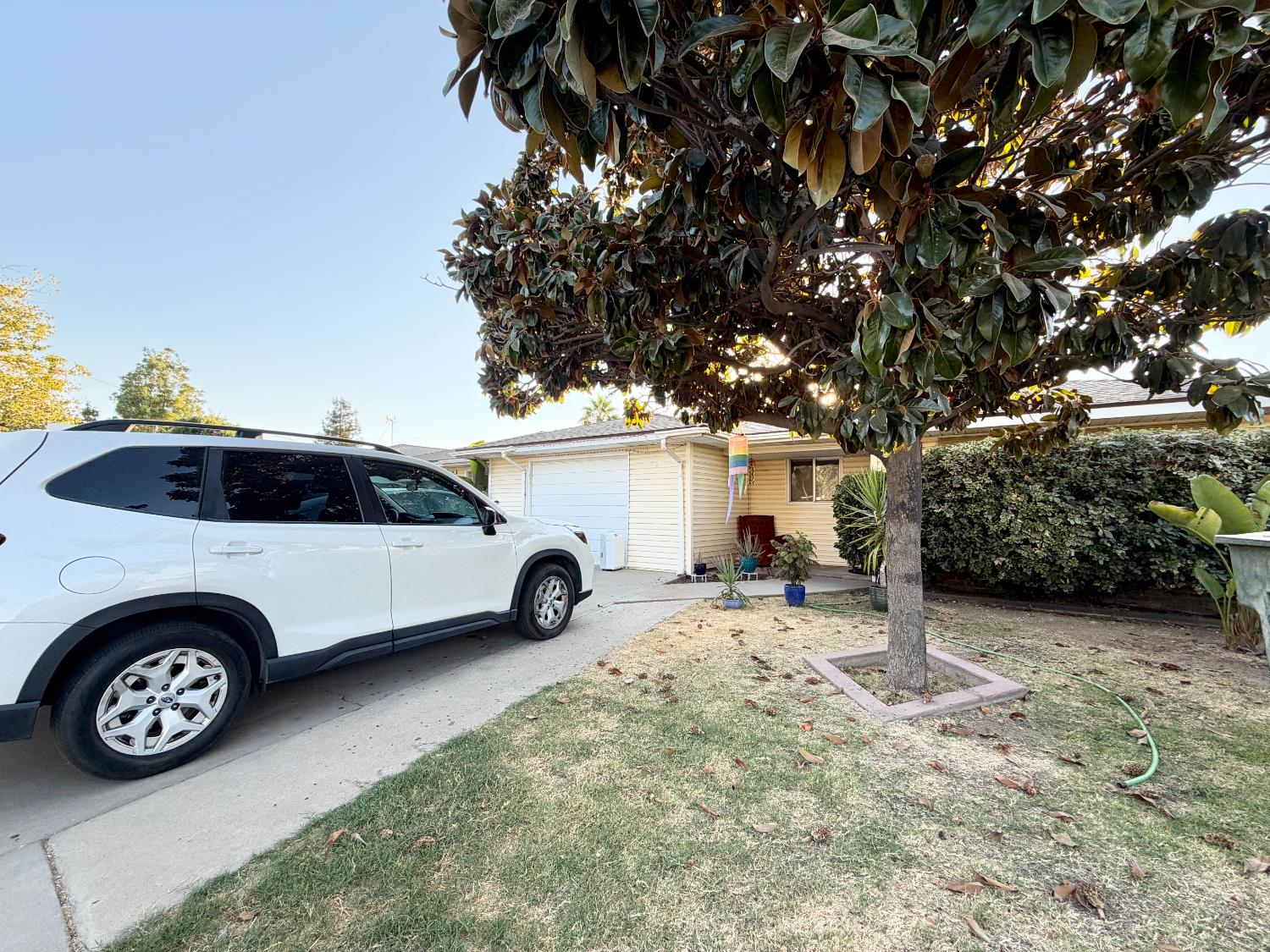 525 Oatman Ave, Sanger, CA 93657