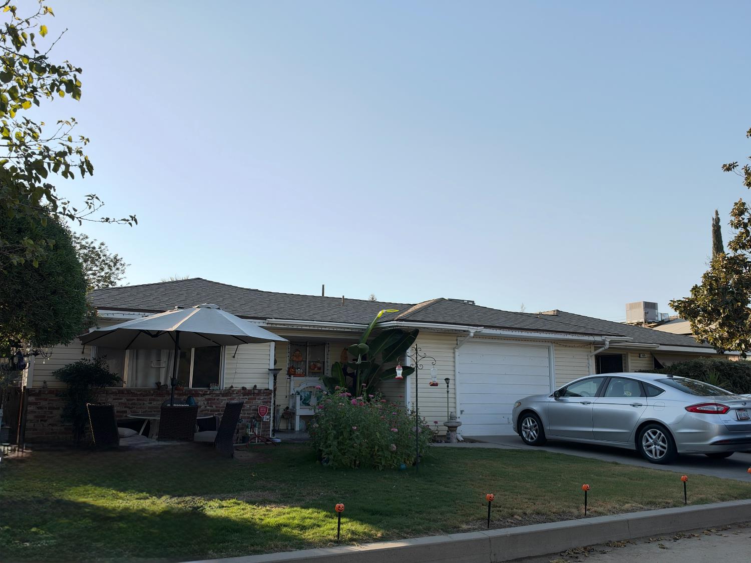525 Oatman Ave, Sanger, CA 93657